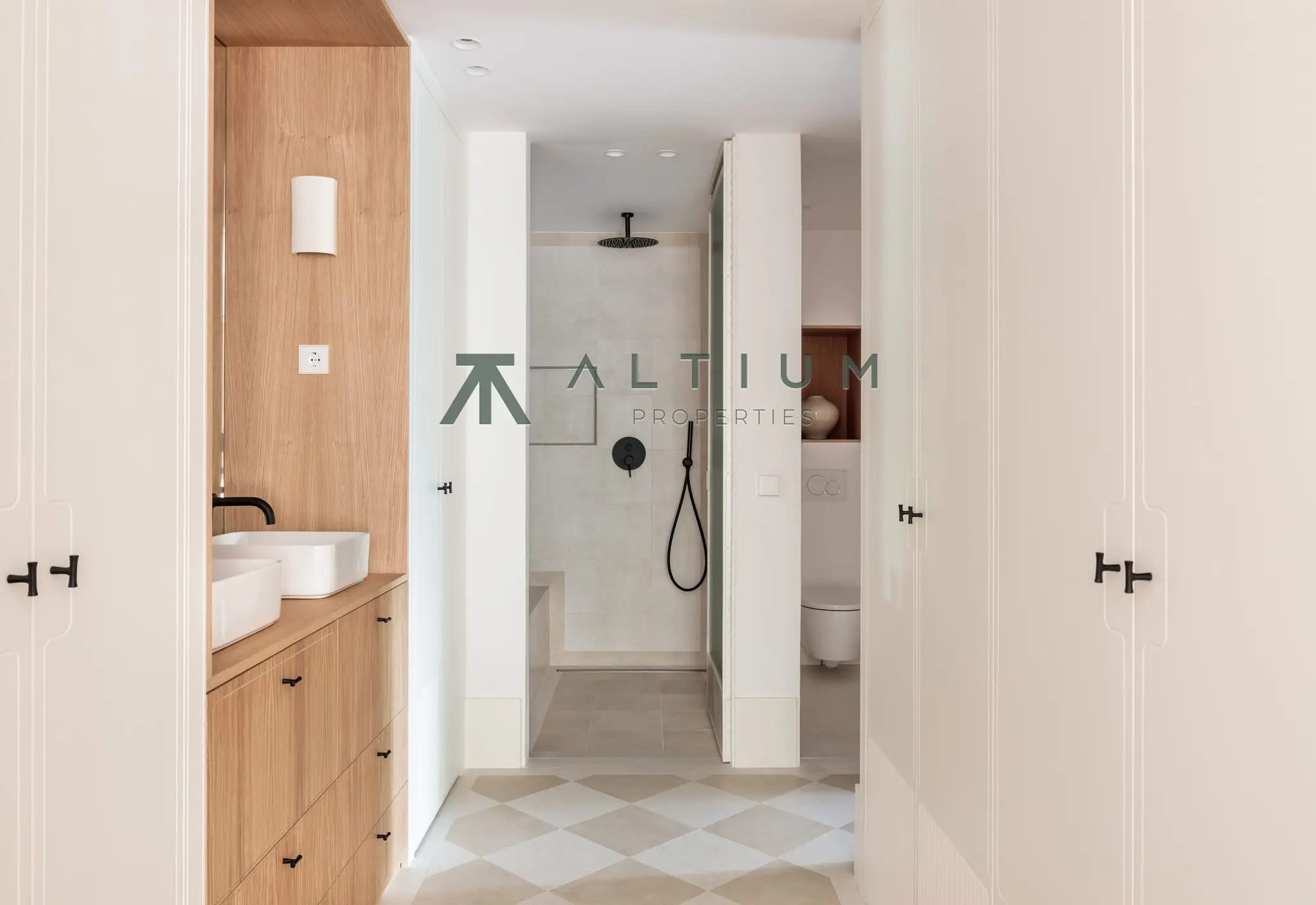 Doble orientación y luz exterior en 115 m²