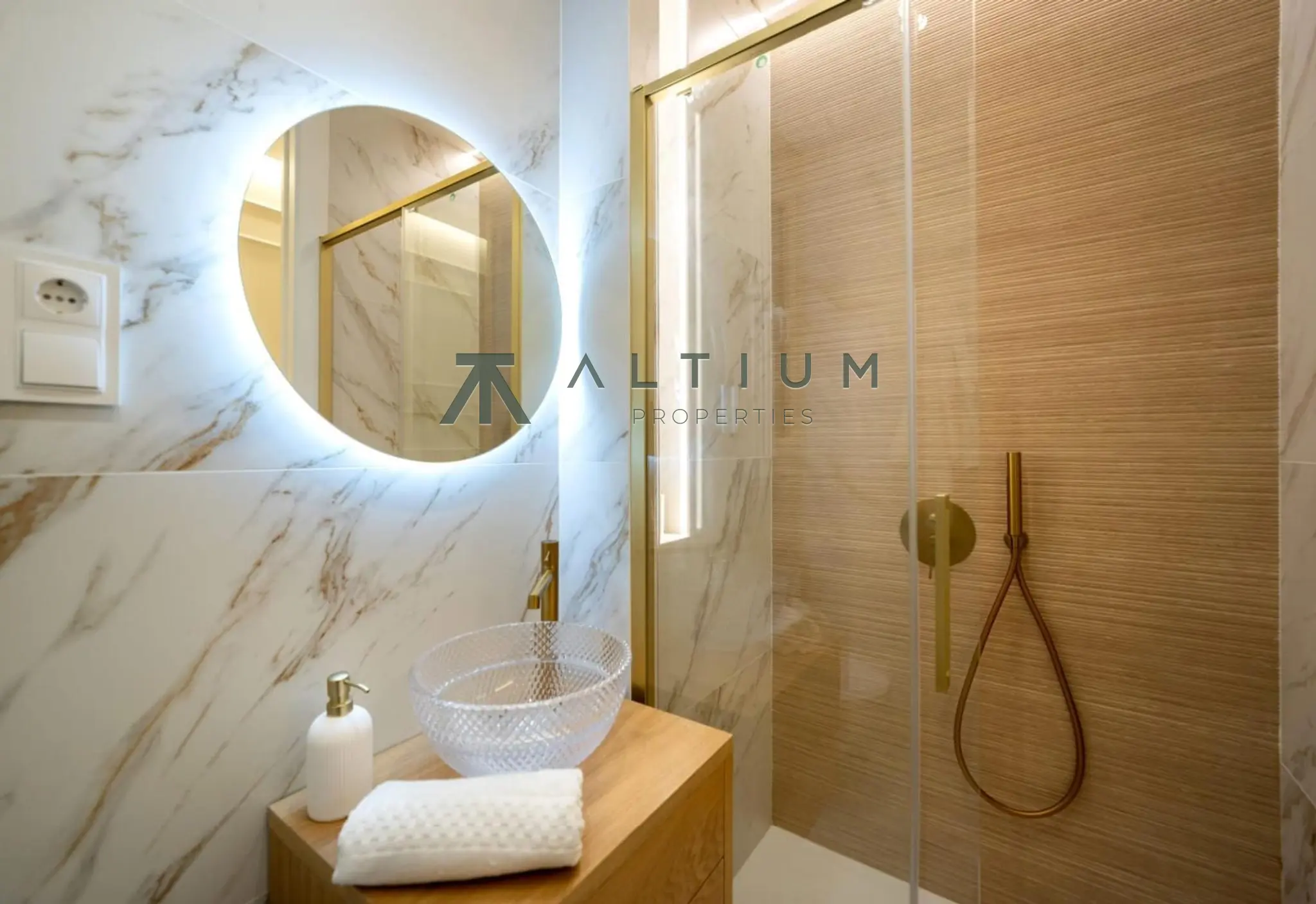 Interior en Castellana — Luz de tarde en una finca clásica de Castellana (20 de 25)
