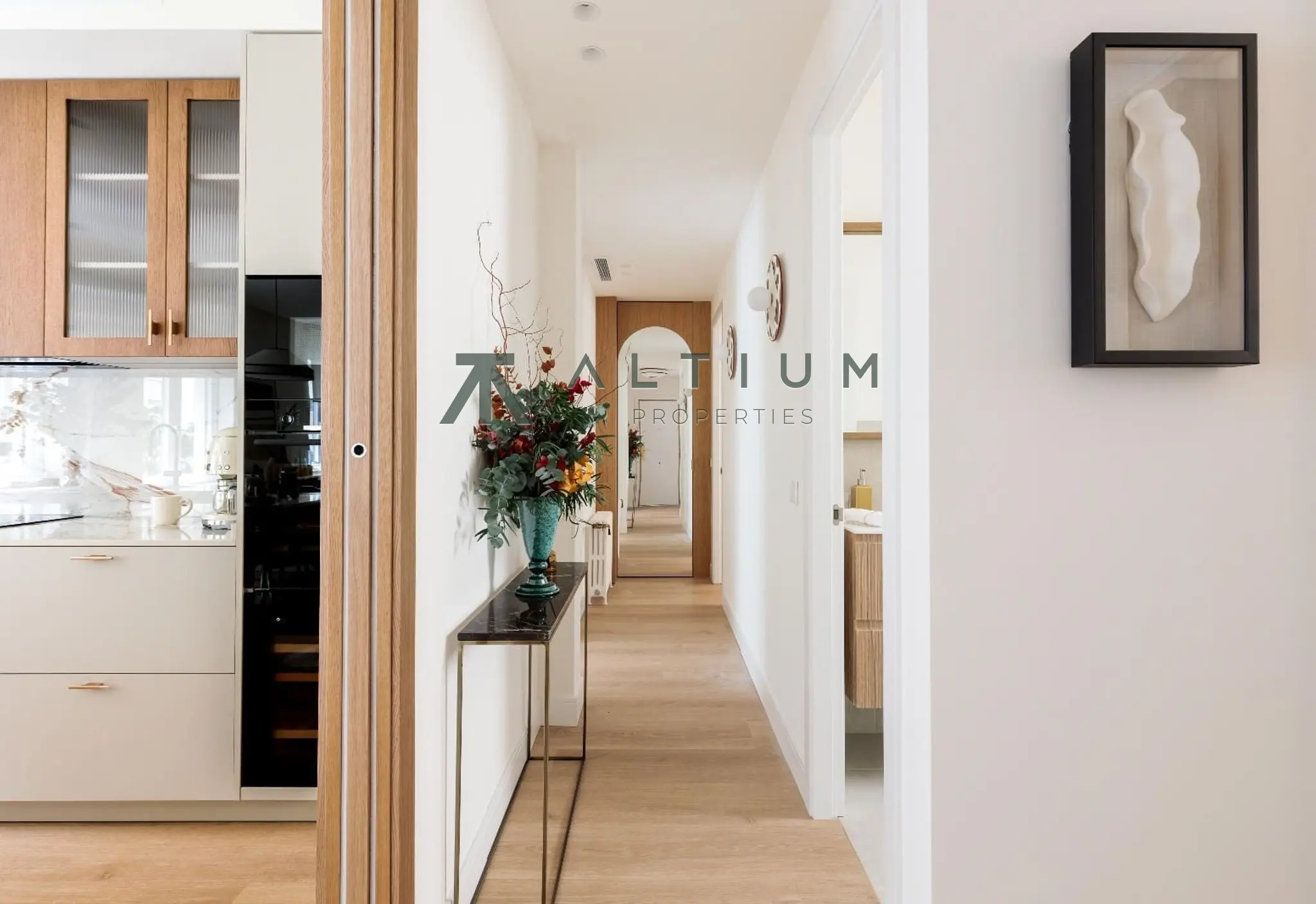 Interior en Lista — Calidez contemporánea en una finca clásica de Lista (11 de 33)