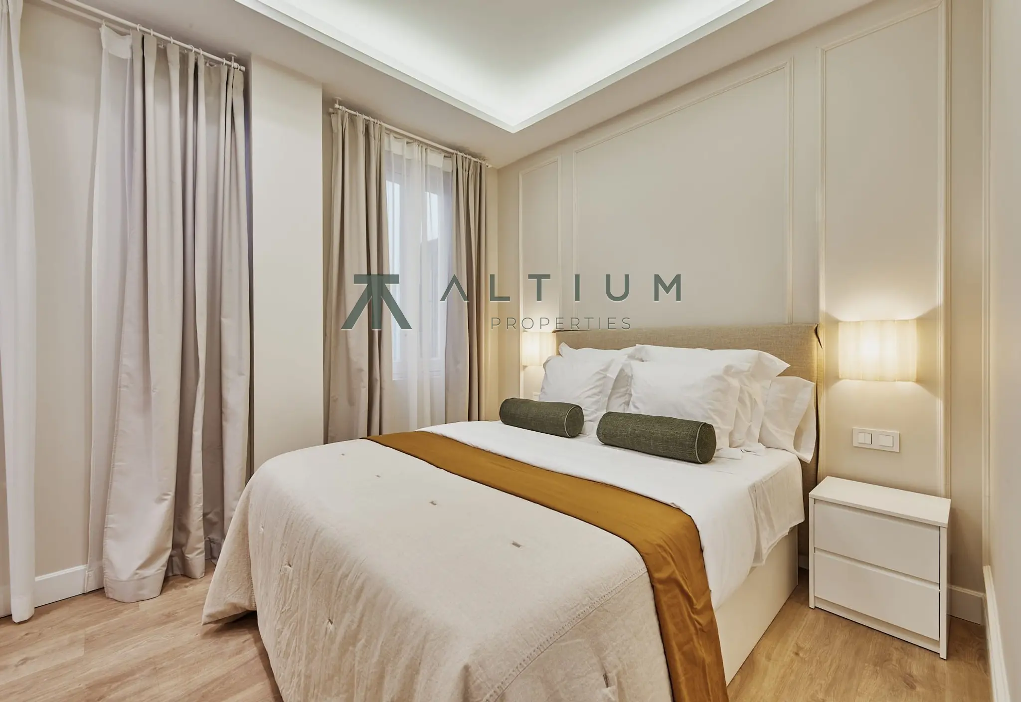 Interior en Lista — Luz de tarde y elegancia discreta en Salamanca (17 de 29)