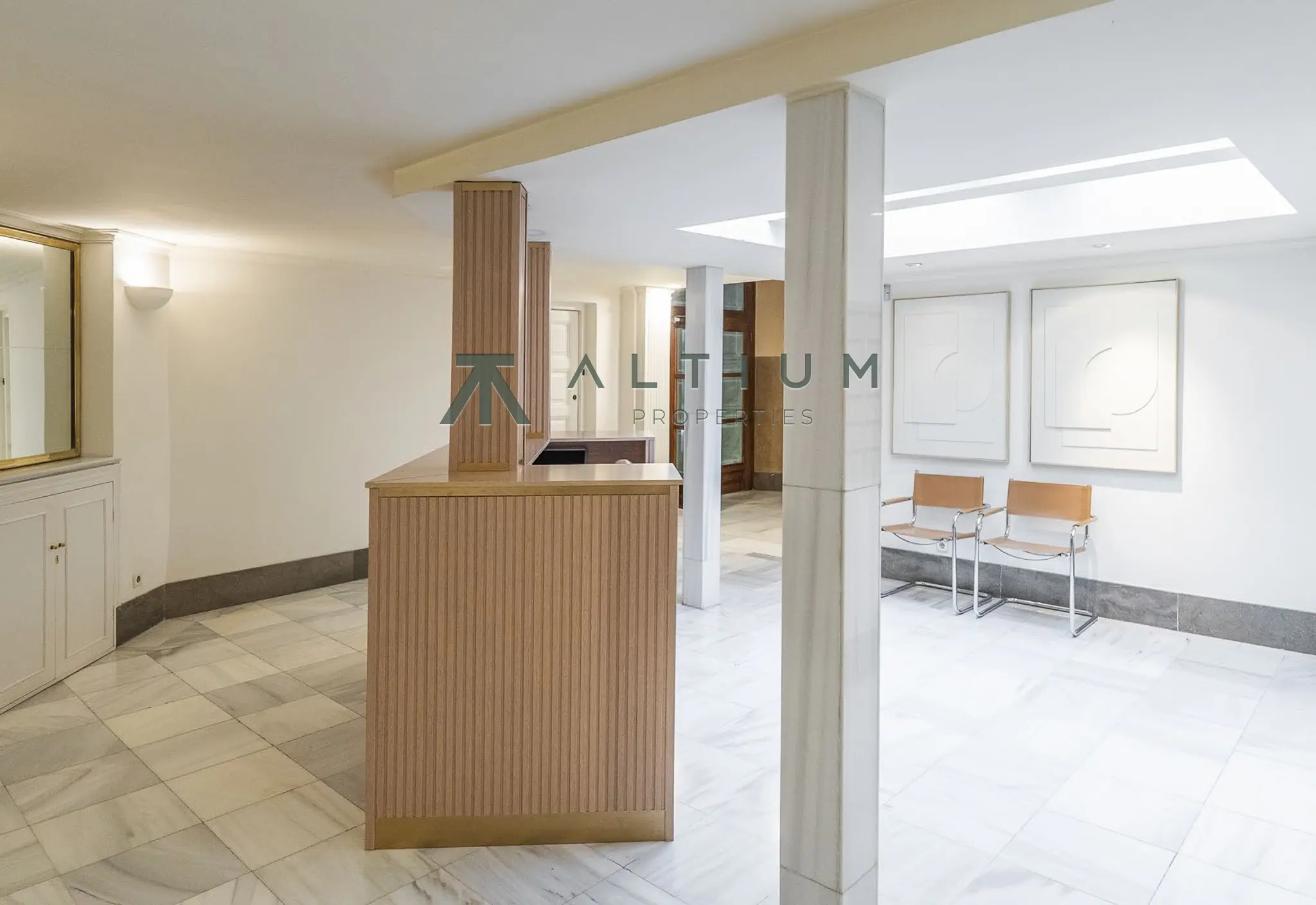 Un ático de 219 m² abierto a dos perspectivas de la ciudad