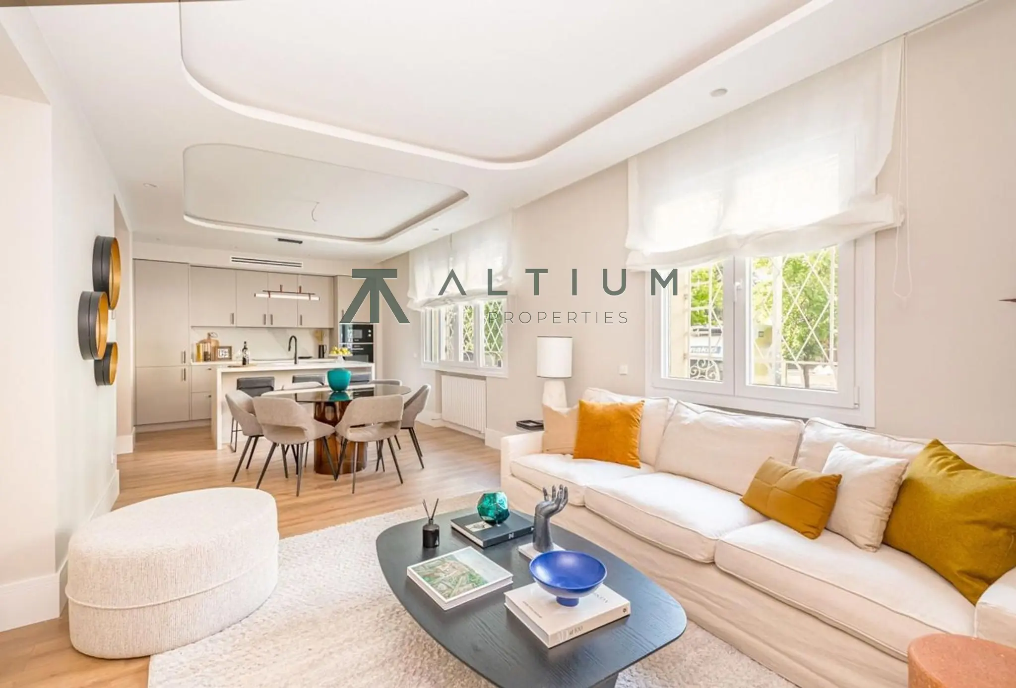 Piso de 3 dormitorios y 173 m2 en Barrio de Salamanca - Goya en venta — Diseño actual y luz de mañana en Goya