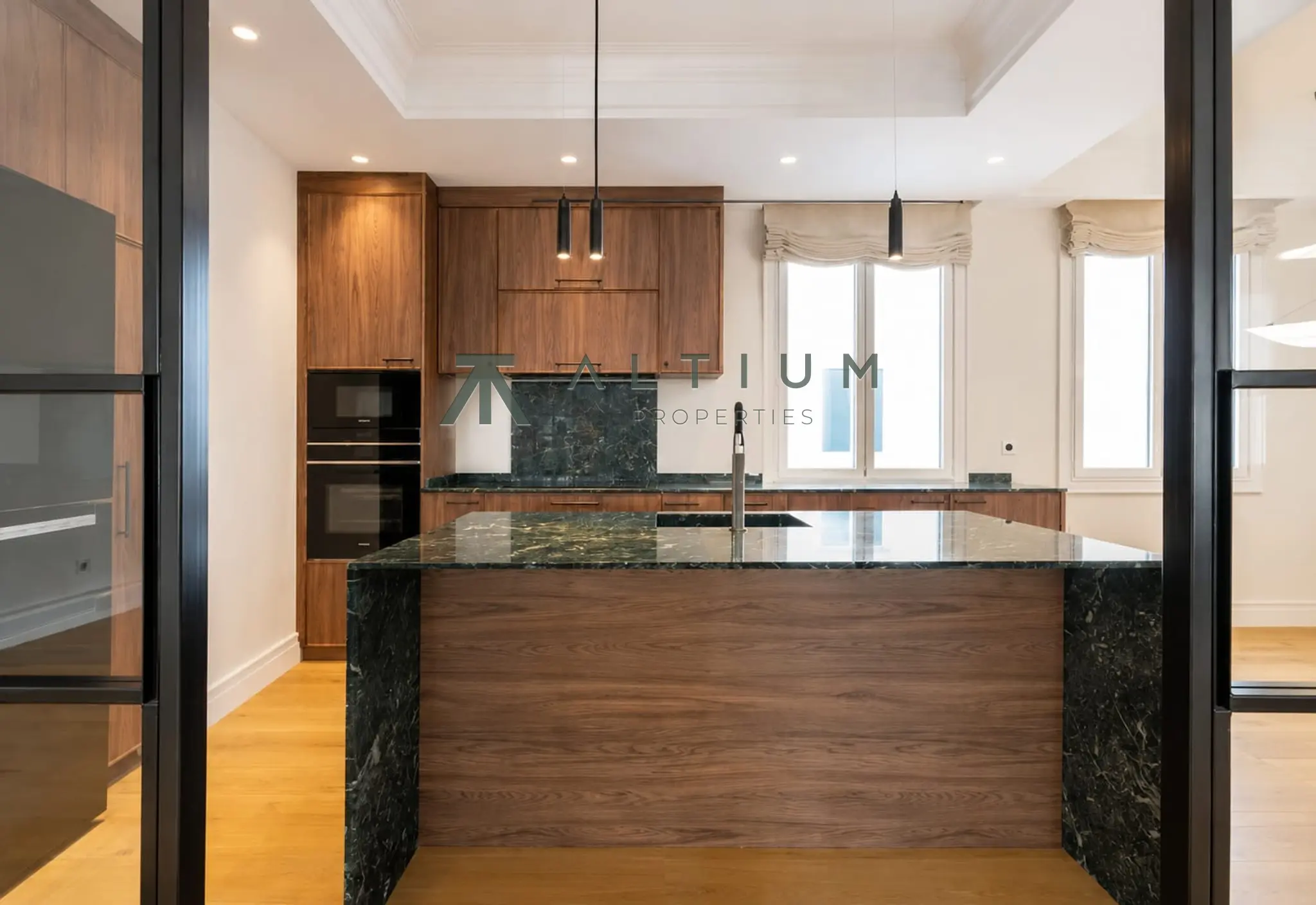 Interior en Trafalgar — Amplitud, diseño y confort familiar en Chamberí (5 de 9)