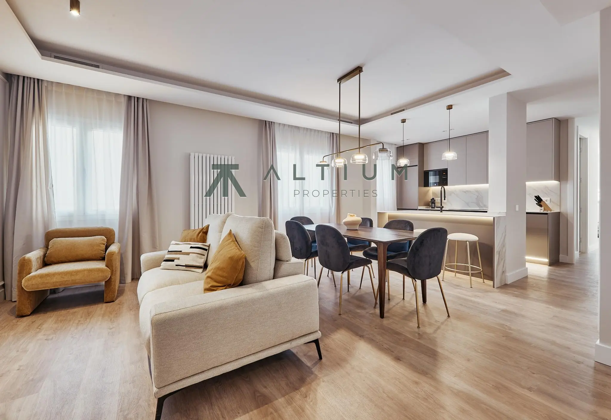 A serene contemporary fourth-floor home in Lista