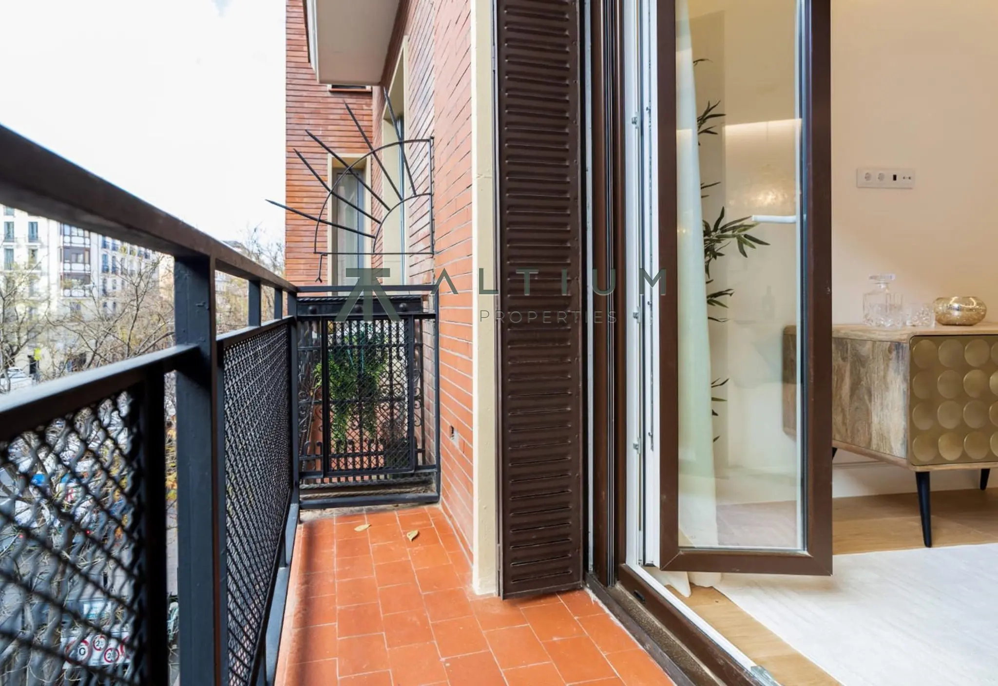 Interior en Castellana — Luz de tarde en una finca clásica de Castellana (25 de 25)