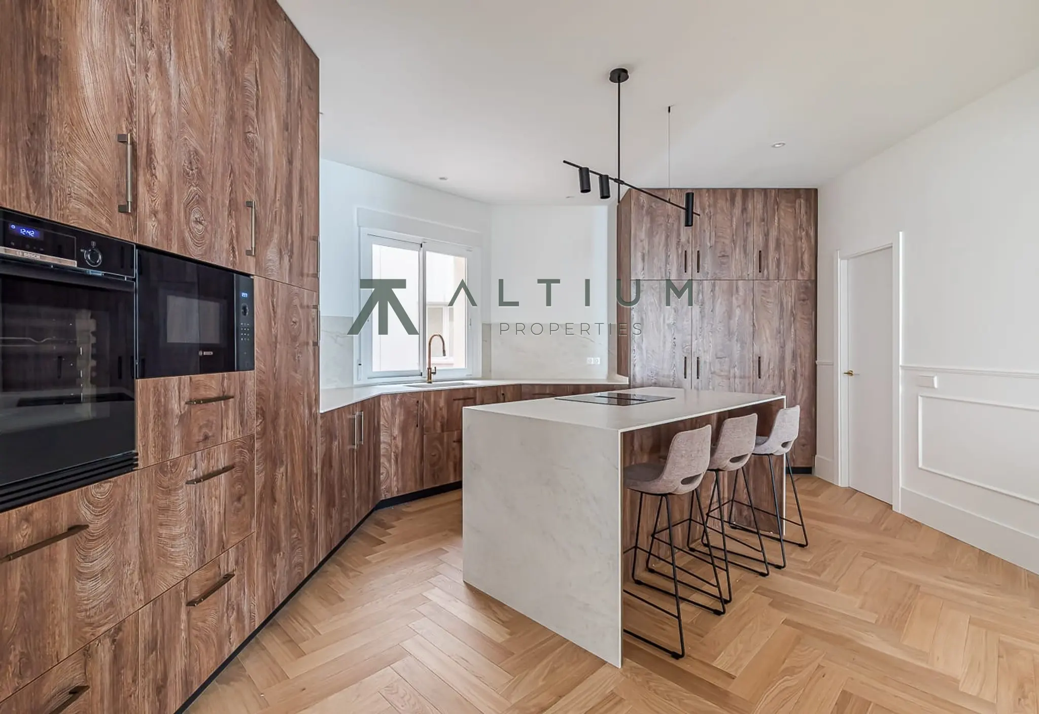 Interior en Castellana — Gran escala y luz sur en Castellana (7 de 40)