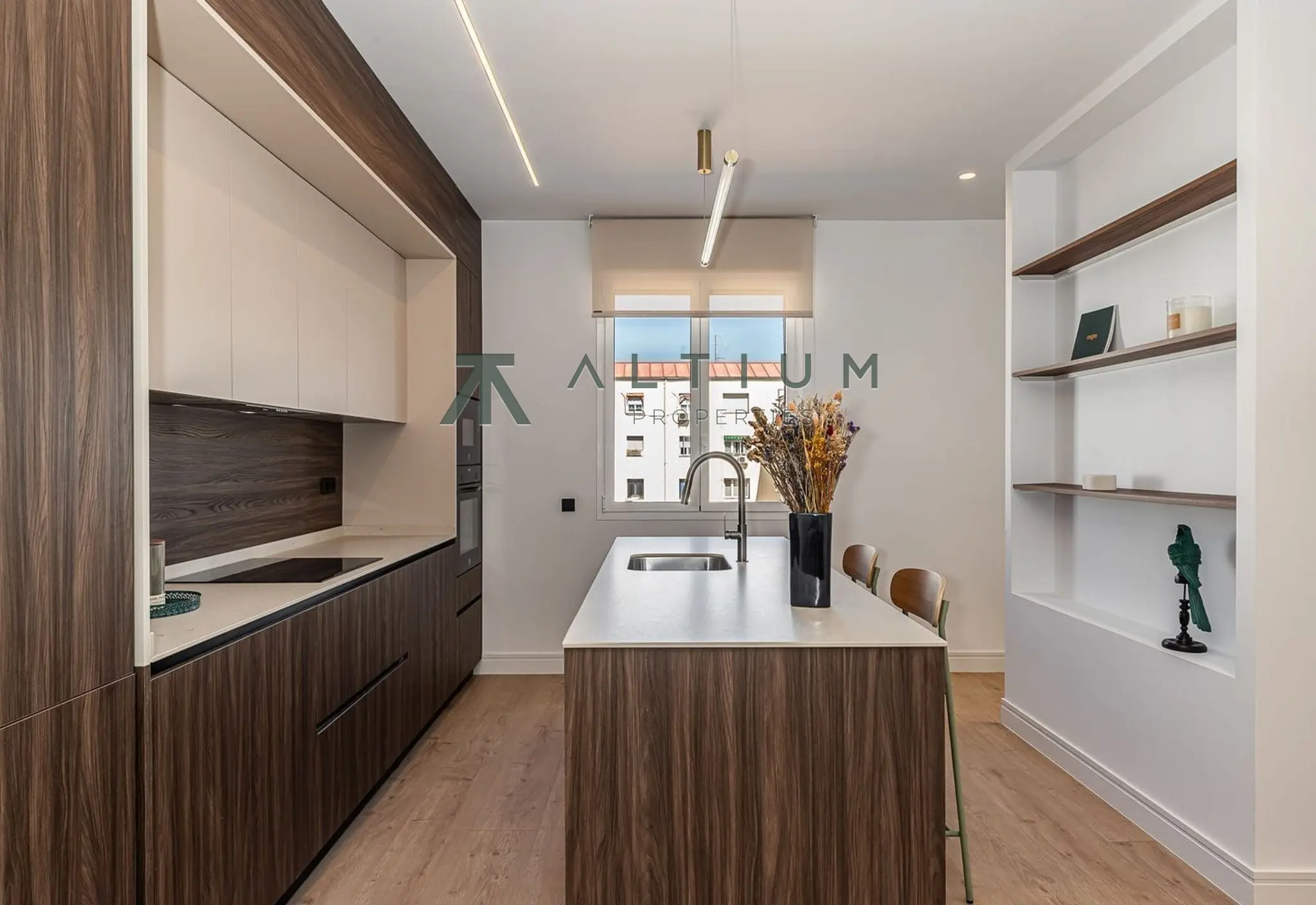 Interior en Ibiza — Ático tranquilo y luminoso junto al Retiro (6 de 23)