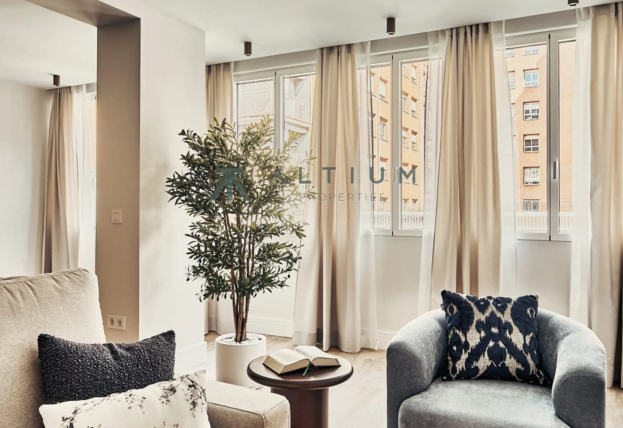 Interior en Lista — Tres dormitorios y cocina cuidada en Lista (6 de 23)