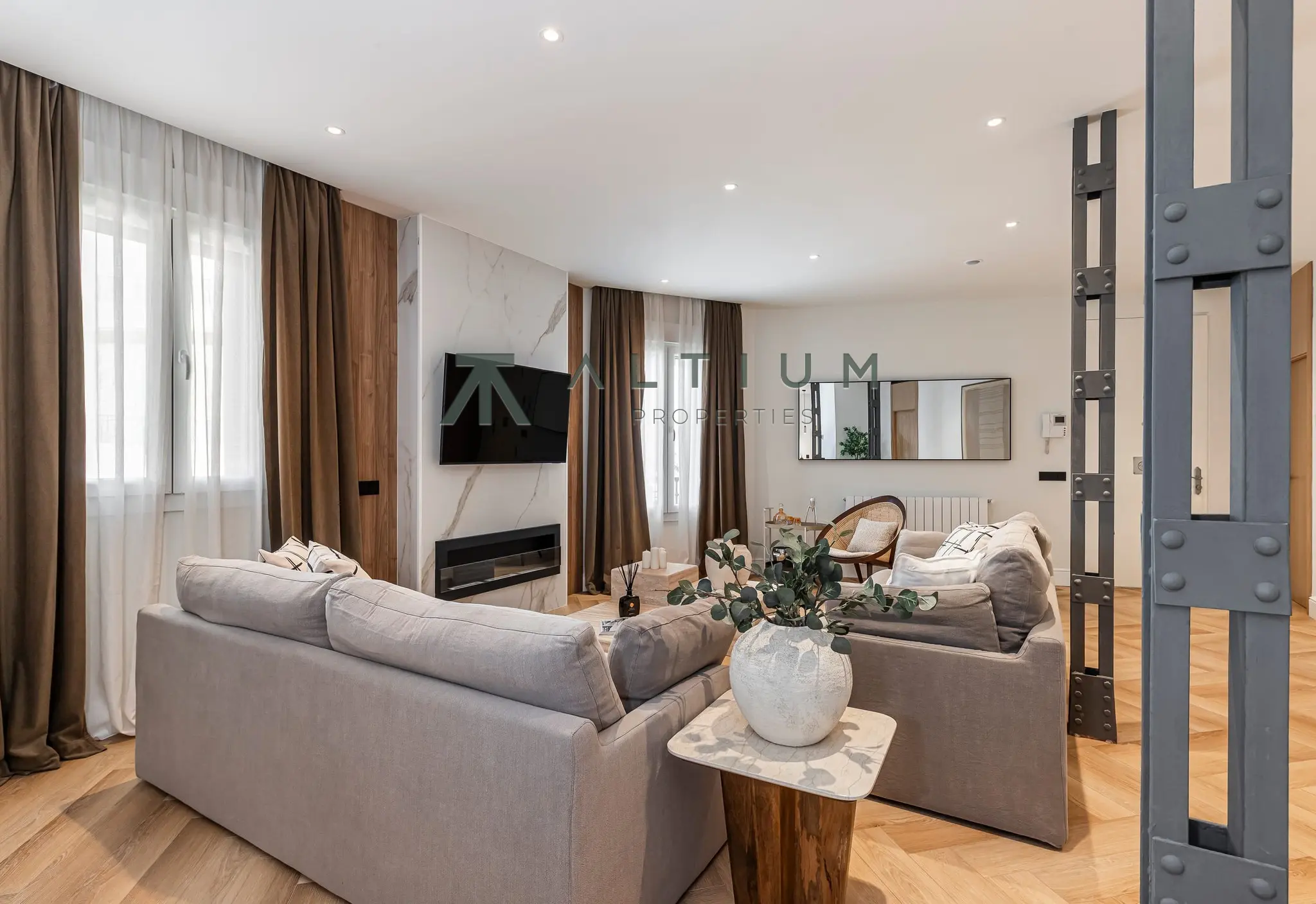 Interior en Lista — Luz en cuatro orientaciones y terraza privada en Lista (5 de 41)