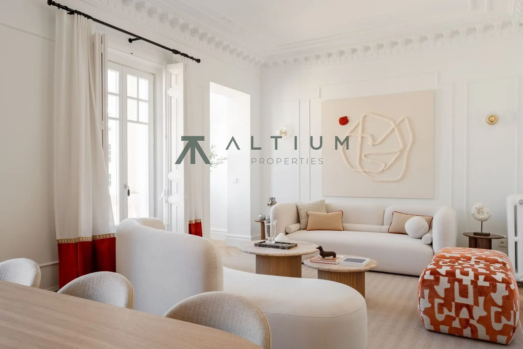 Piso de 4 dormitorios y 208 m2 en Barrio de Salamanca - Lista en venta — Gran amplitud, terraza y garaje en Lista