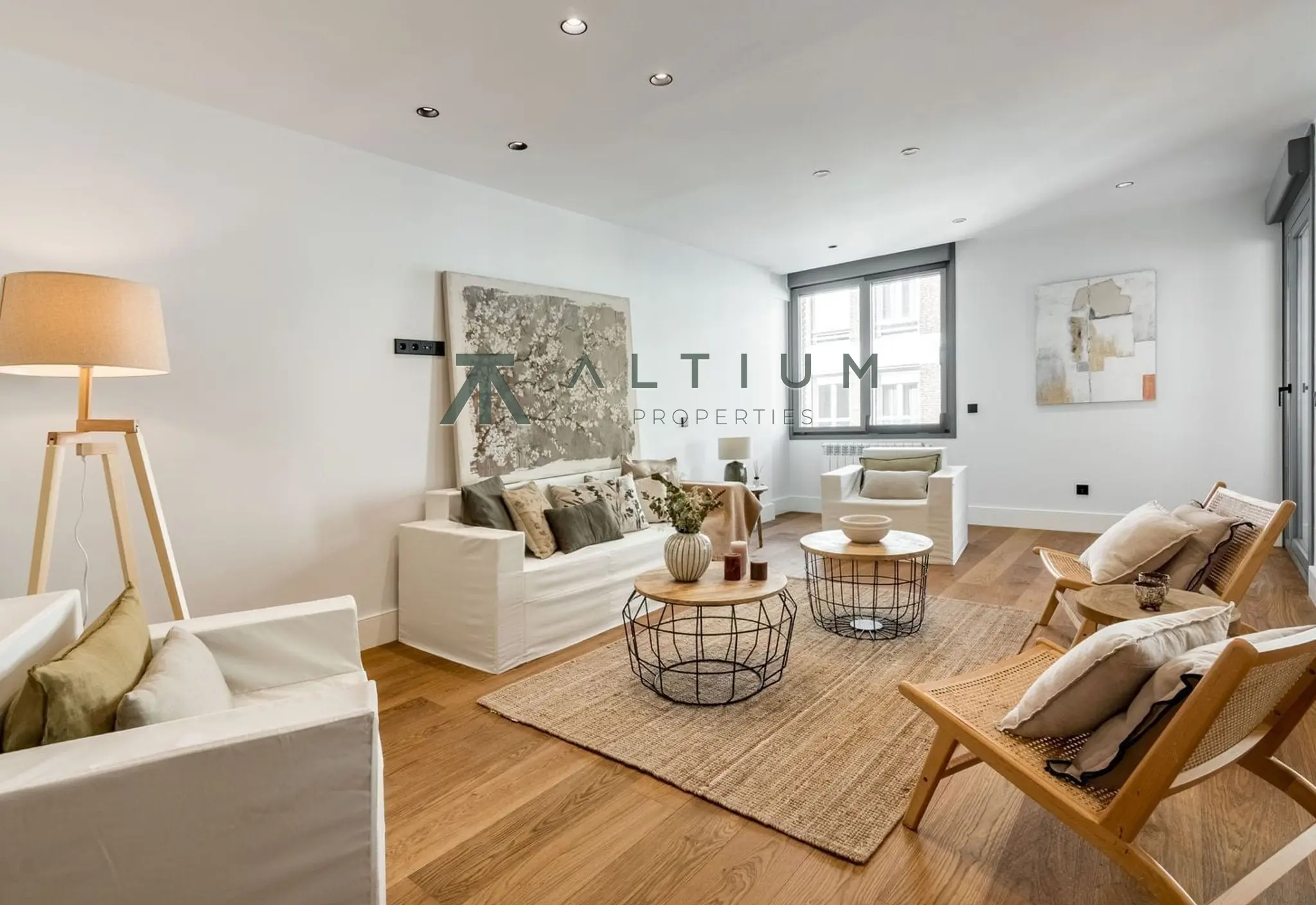 Piso en venta en Lista — Amplitud y conexión exterior en Lista