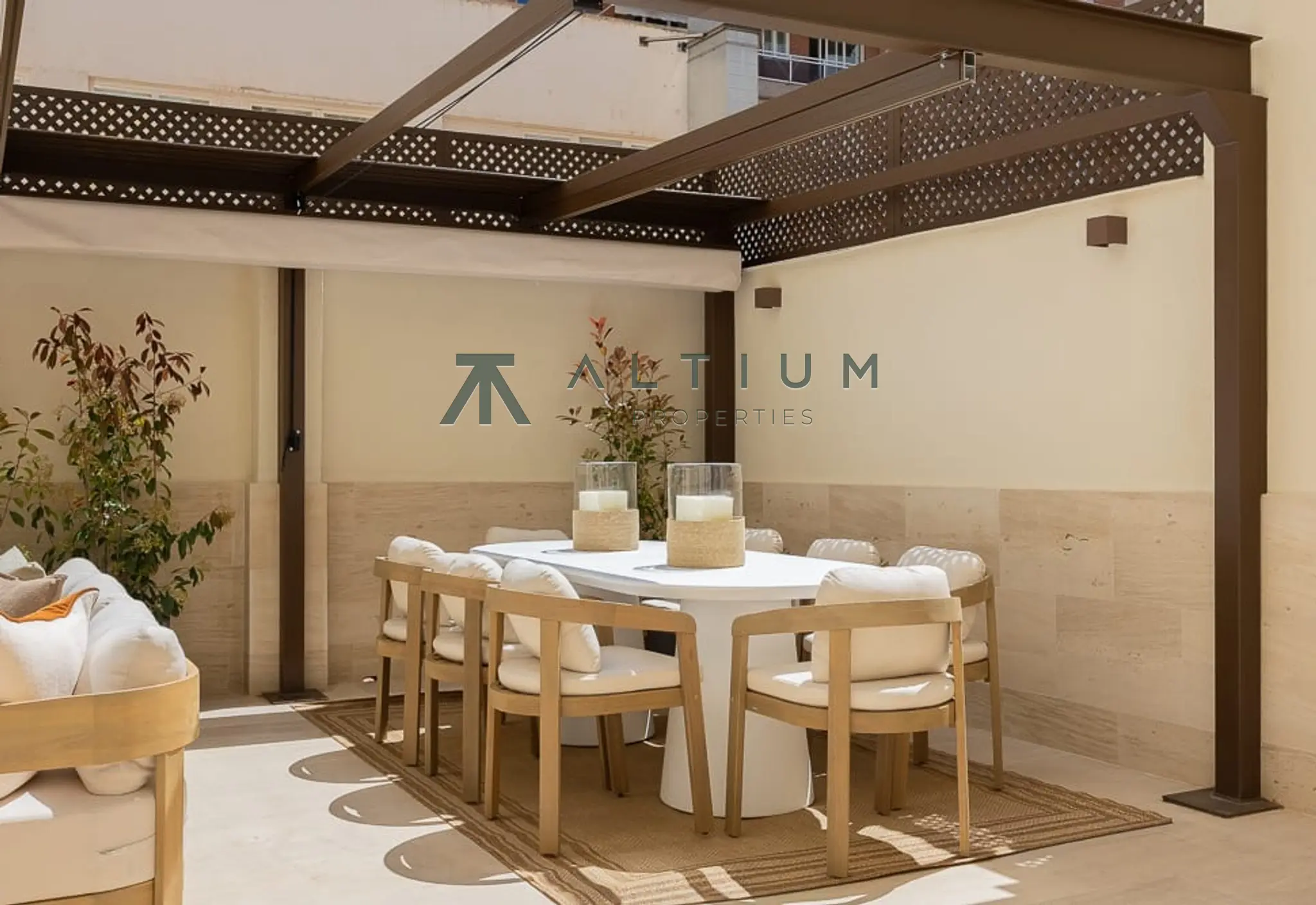 Cuatro suites y una escala residencial excepcional en Recoletos