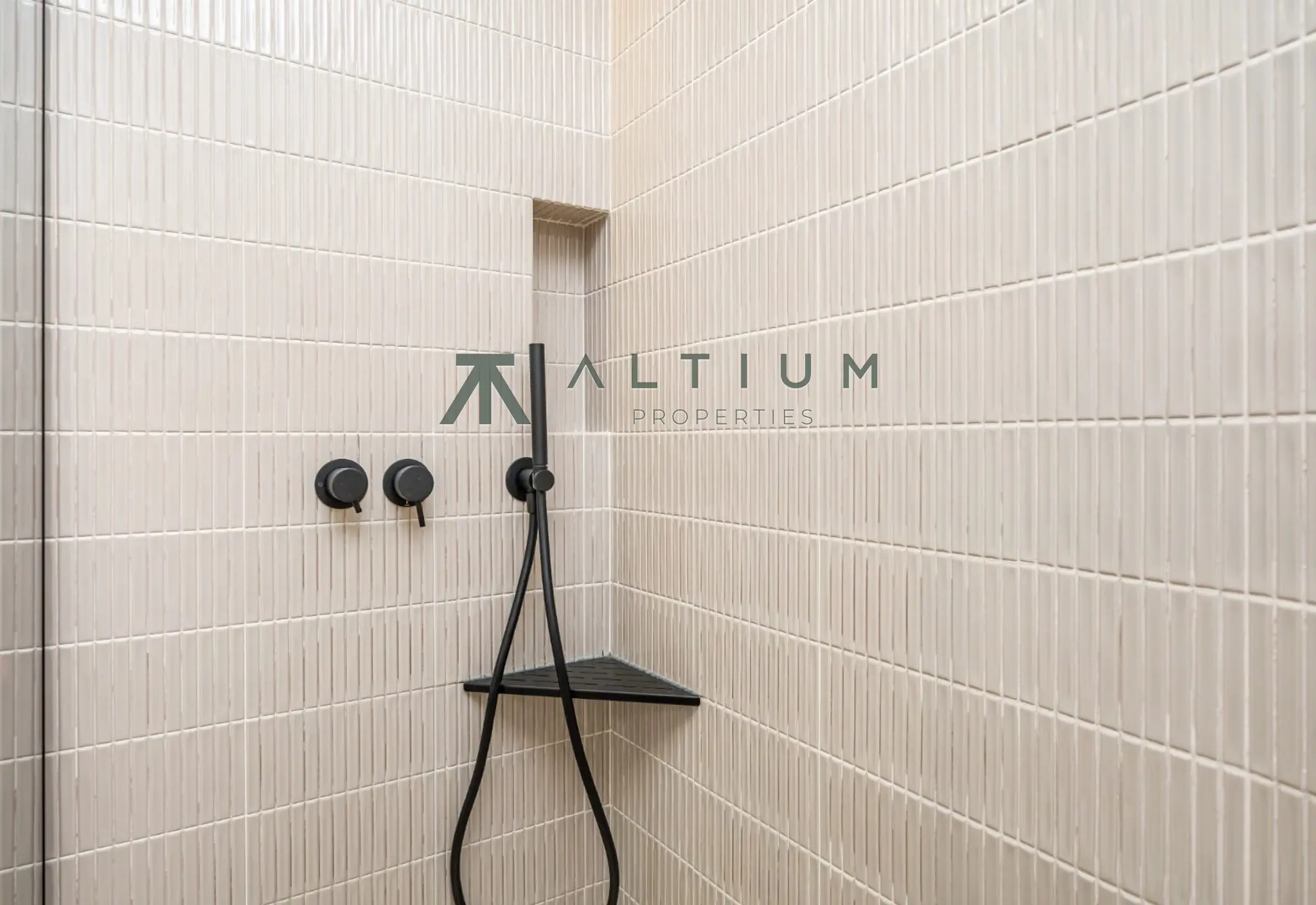Quinta planta reformada en Recoletos