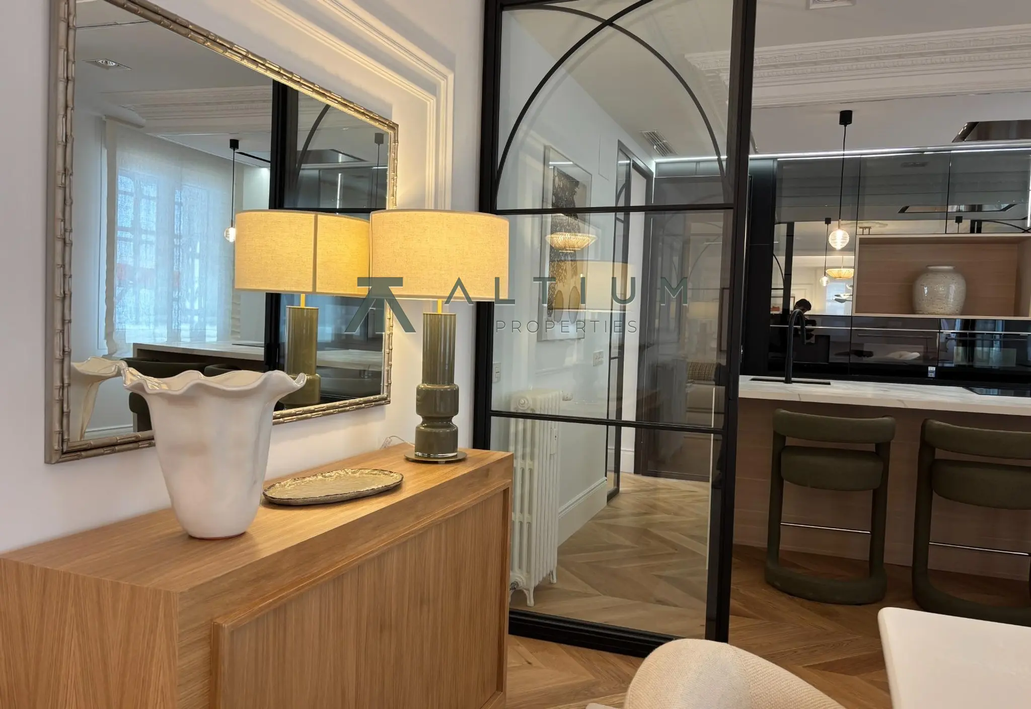Once ventanas y cinco suites en una sexta planta de Goya