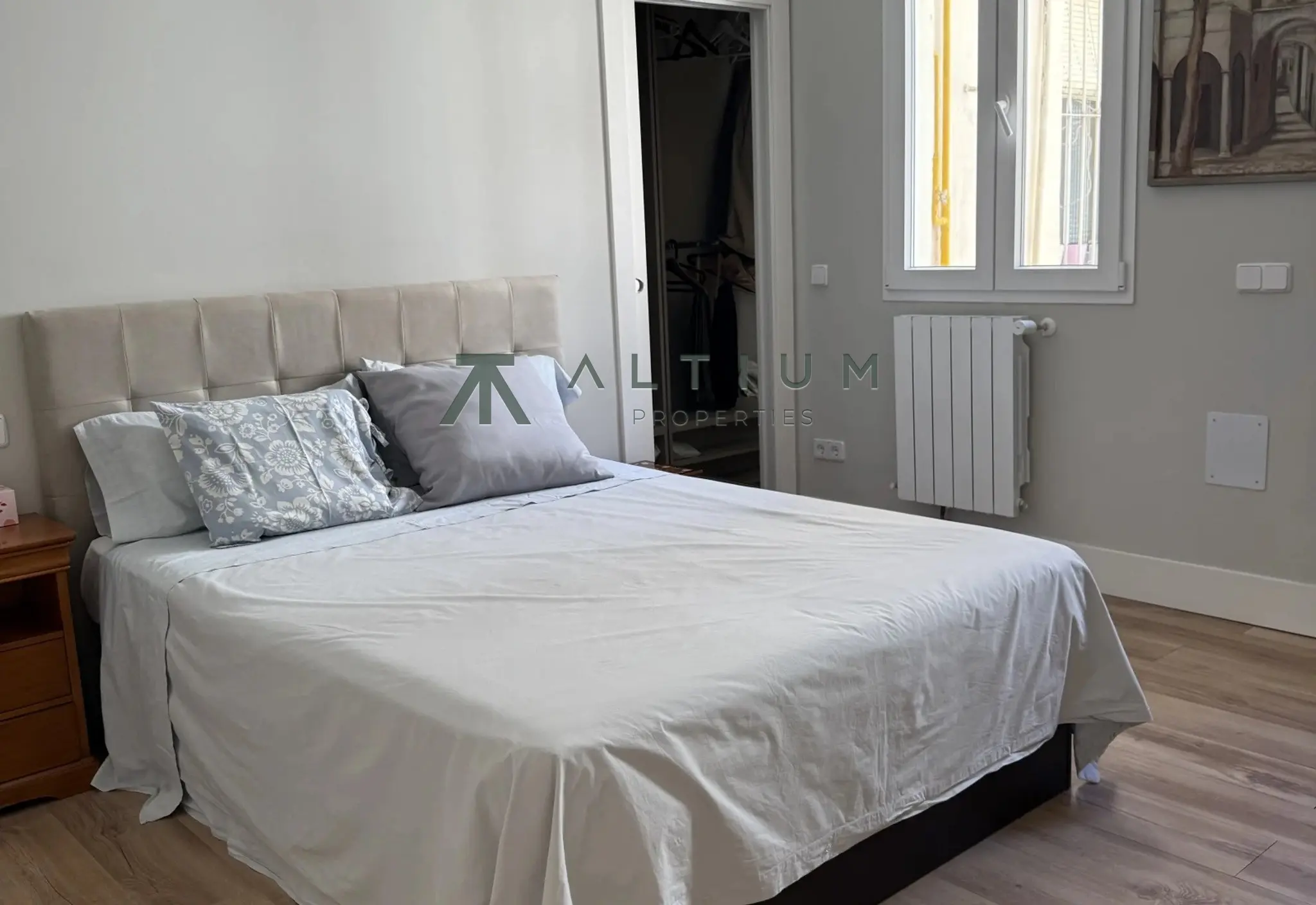 Cuatro balcones y 302 m² sobre los tejados de Chamberí