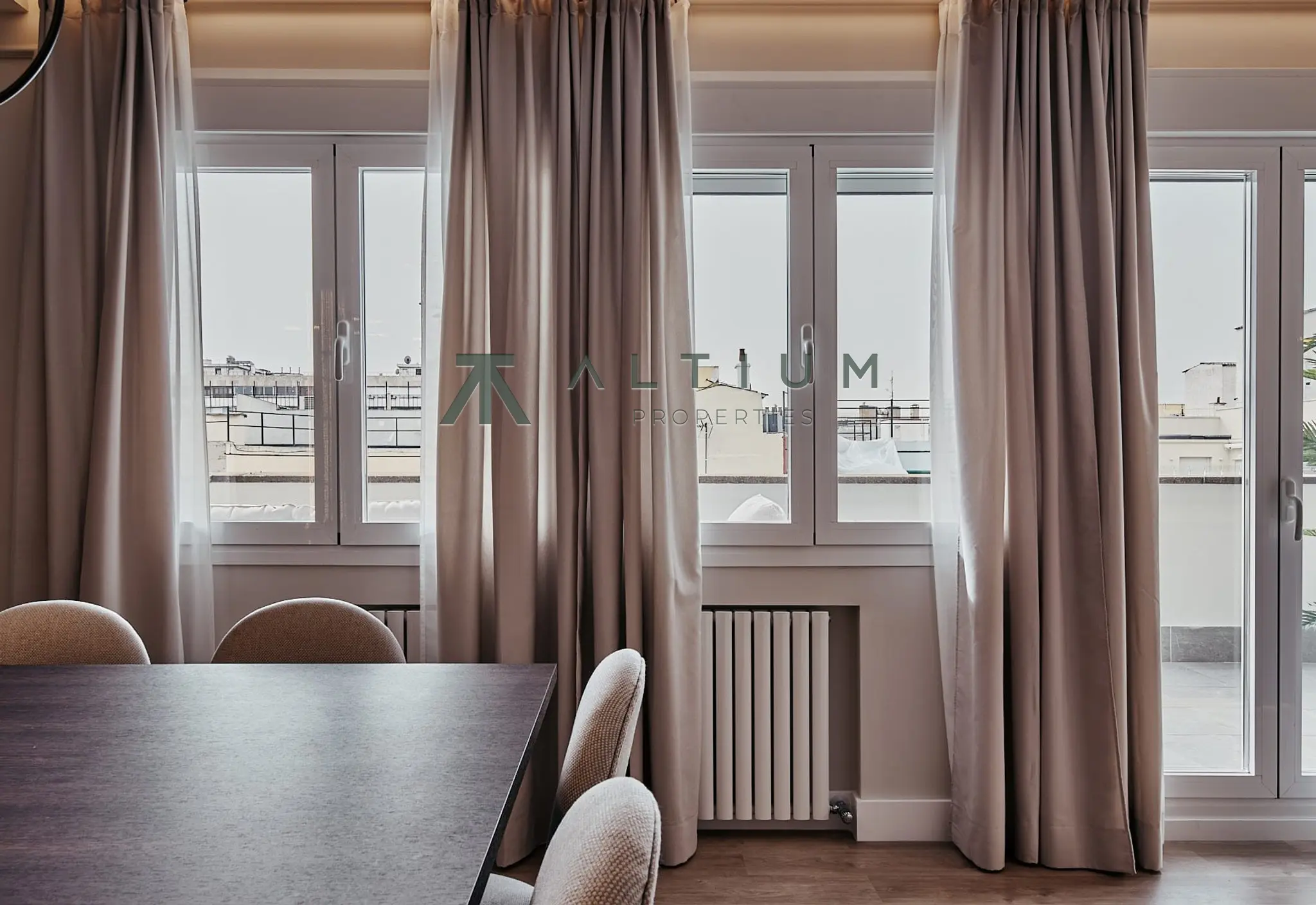 Piso en venta en Lista — Terraza de 55 m² sobre los tejados de Lista