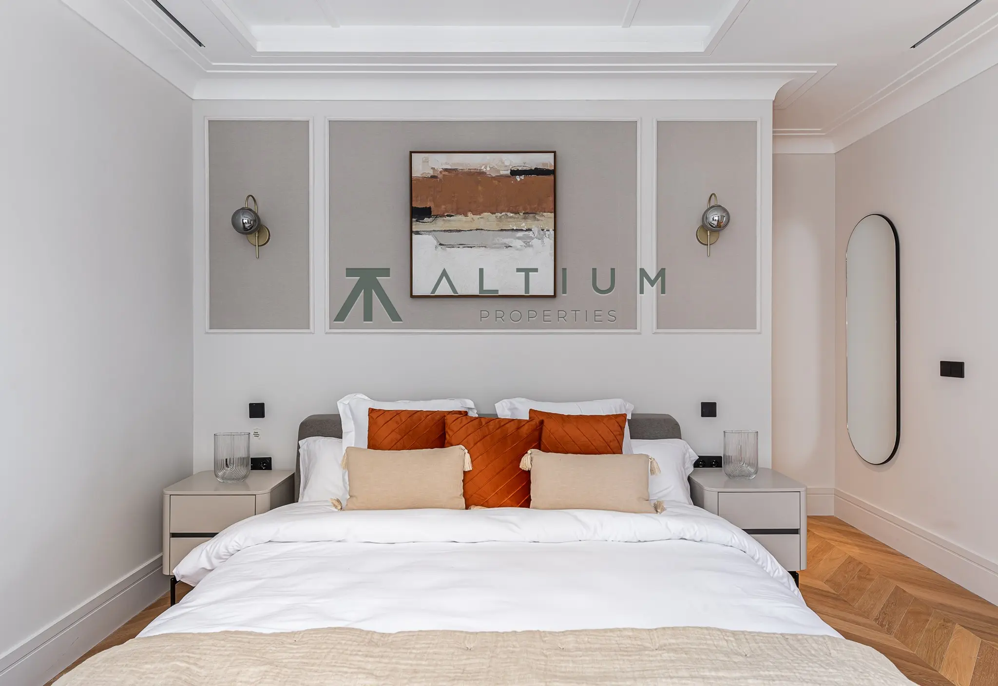 A 77 sqm living area within a grand Castellana residence