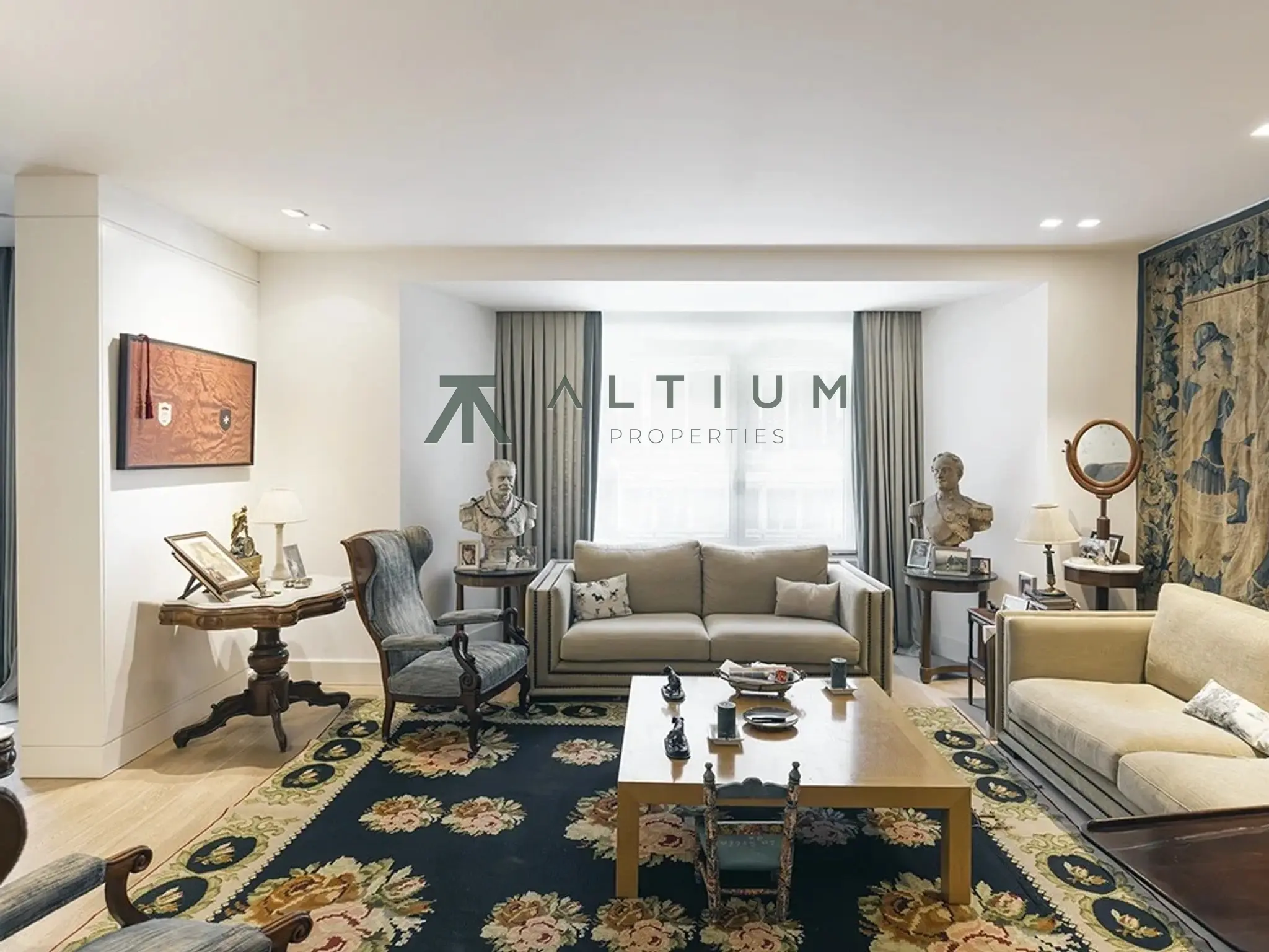 Una gran vivienda con terraza y tres ambientes de día en Núñez de Balboa