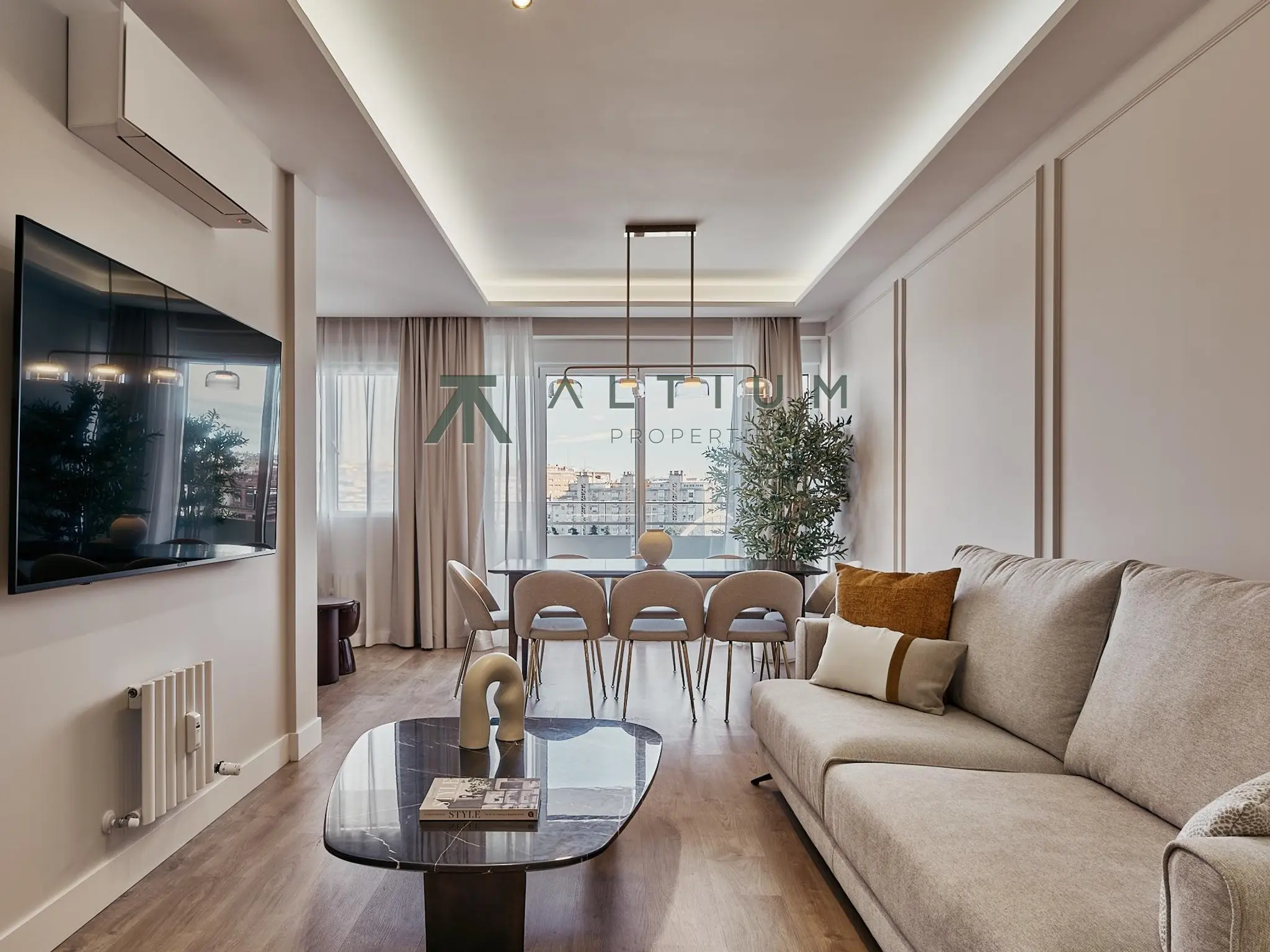 Piso de 3 dormitorios y 124 m2 en Barrio de Salamanca - Fuente del Berro en venta — Quinta planta y luz natural en Fuente del Berro