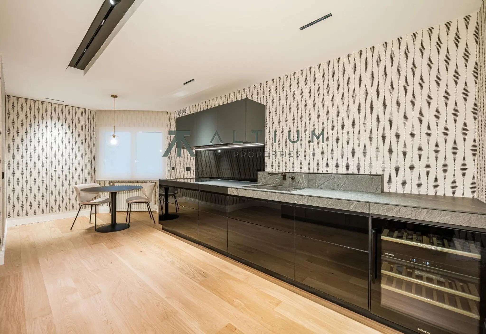 Tres suites, terraza y una cuarta estancia flexible en Almagro