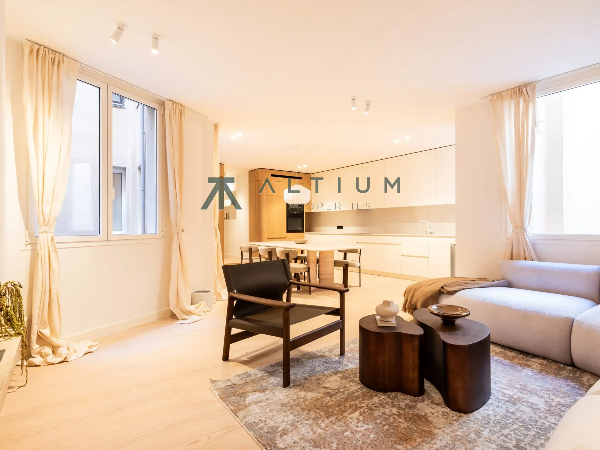 Piso de 3 dormitorios y 139 m2 en Retiro - Jerónimos en venta — Privacidad y elegancia junto al Retiro