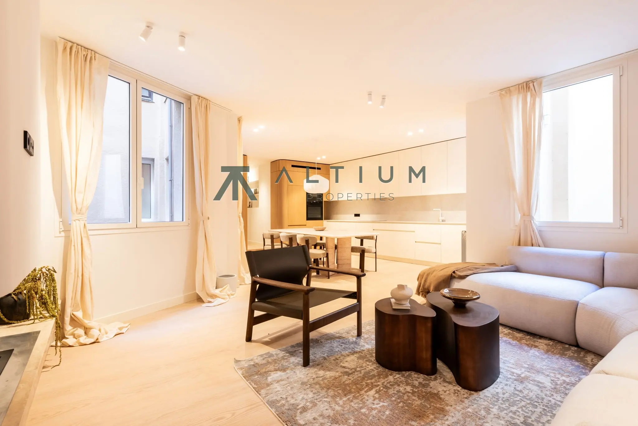 Piso de 3 dormitorios y 139 m2 en Retiro - Jerónimos en venta — Privacidad y elegancia junto al Retiro