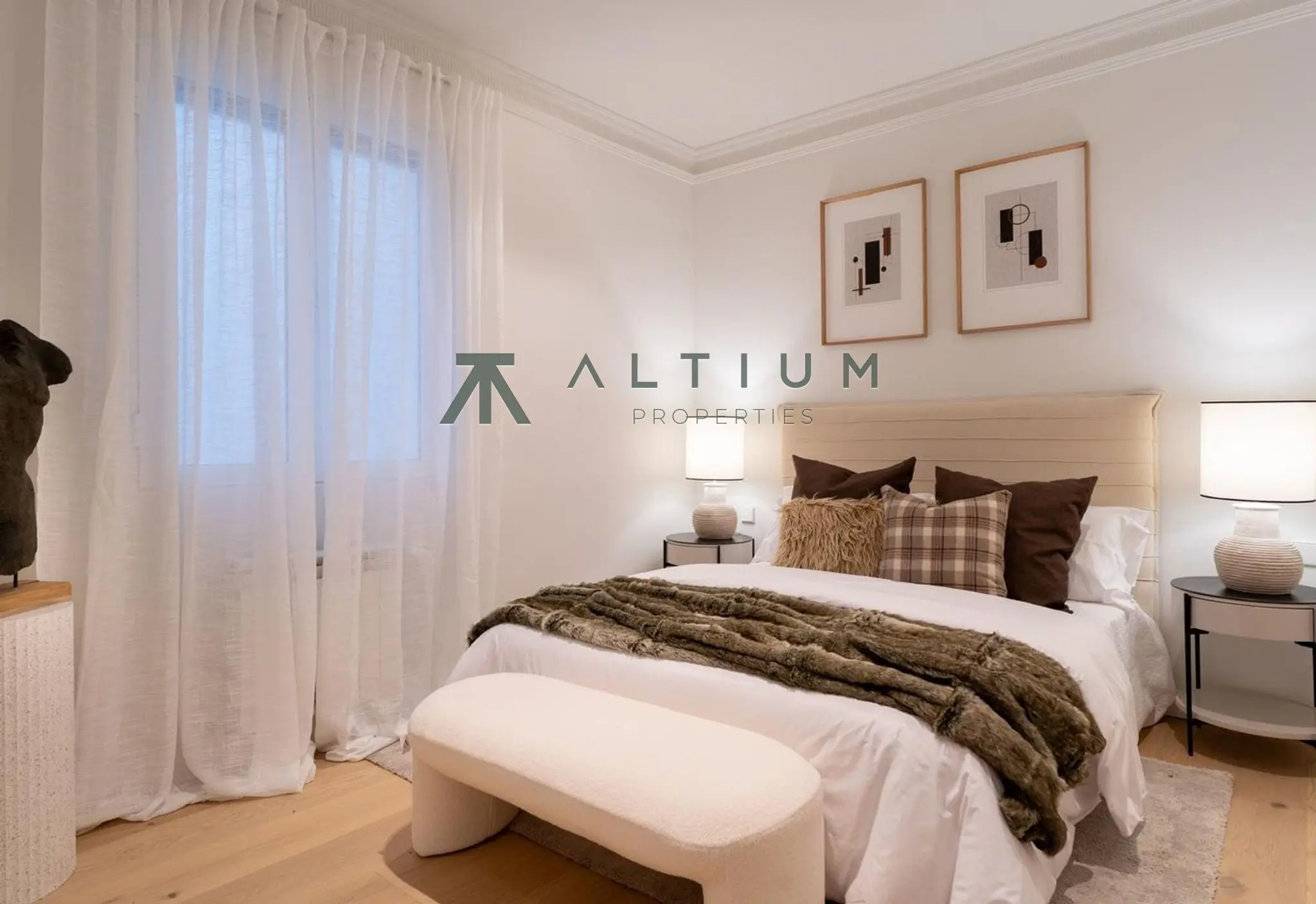 Interior en Almagro — Reforma cálida y elegancia discreta en Almagro (14 de 18)