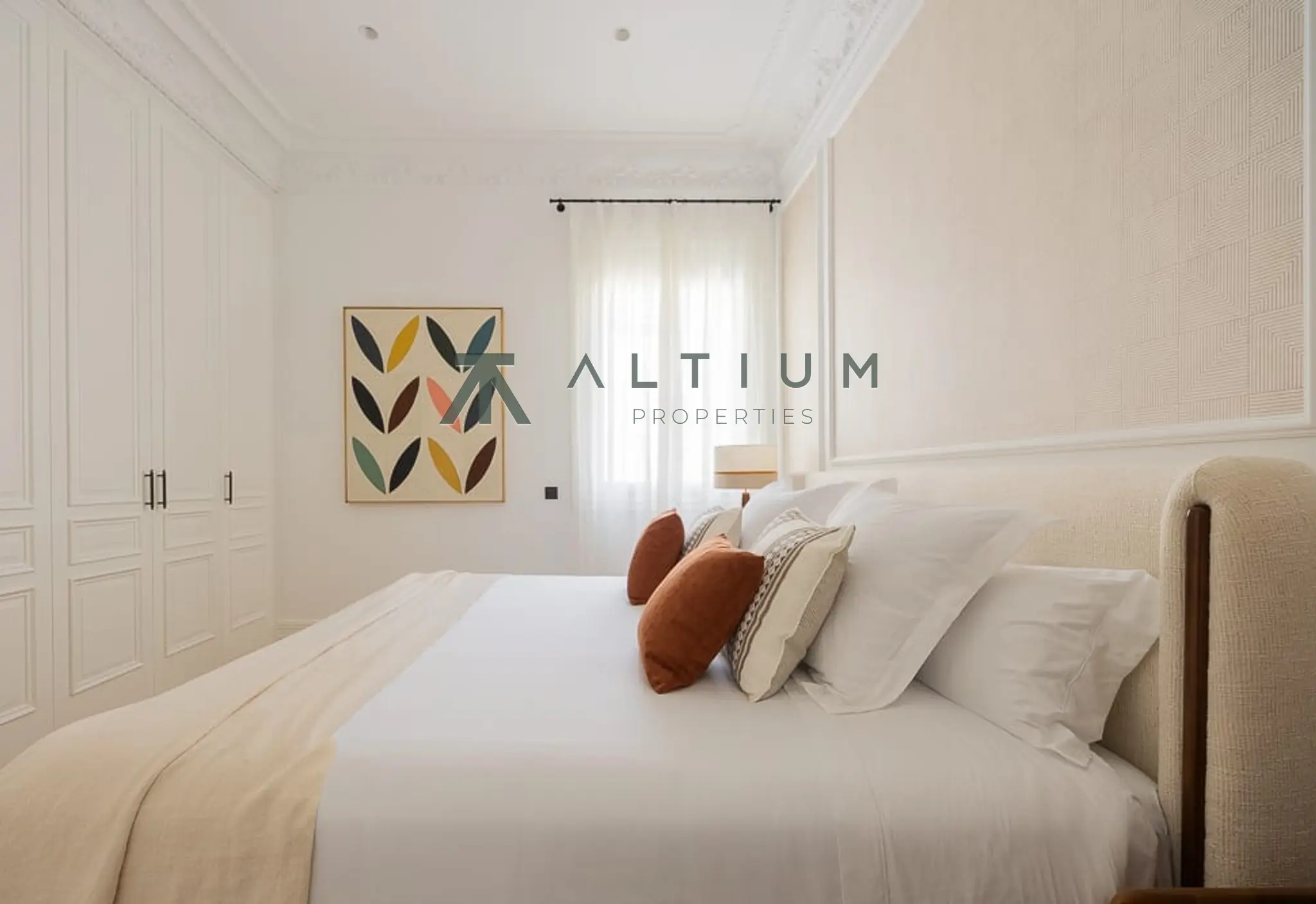 Cuatro suites y una escala residencial excepcional en Recoletos