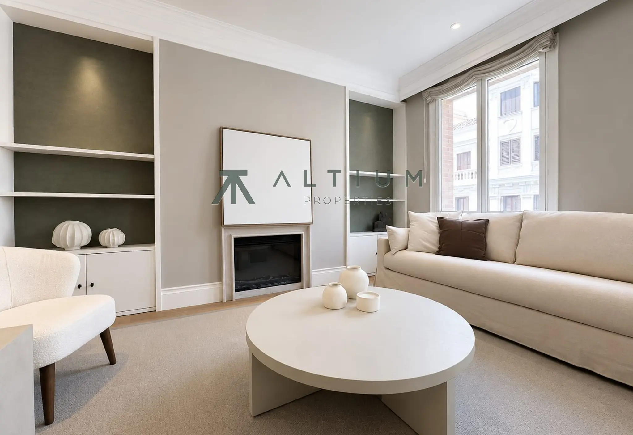 Interior en Trafalgar — Amplitud, diseño y confort familiar en Chamberí (4 de 9)