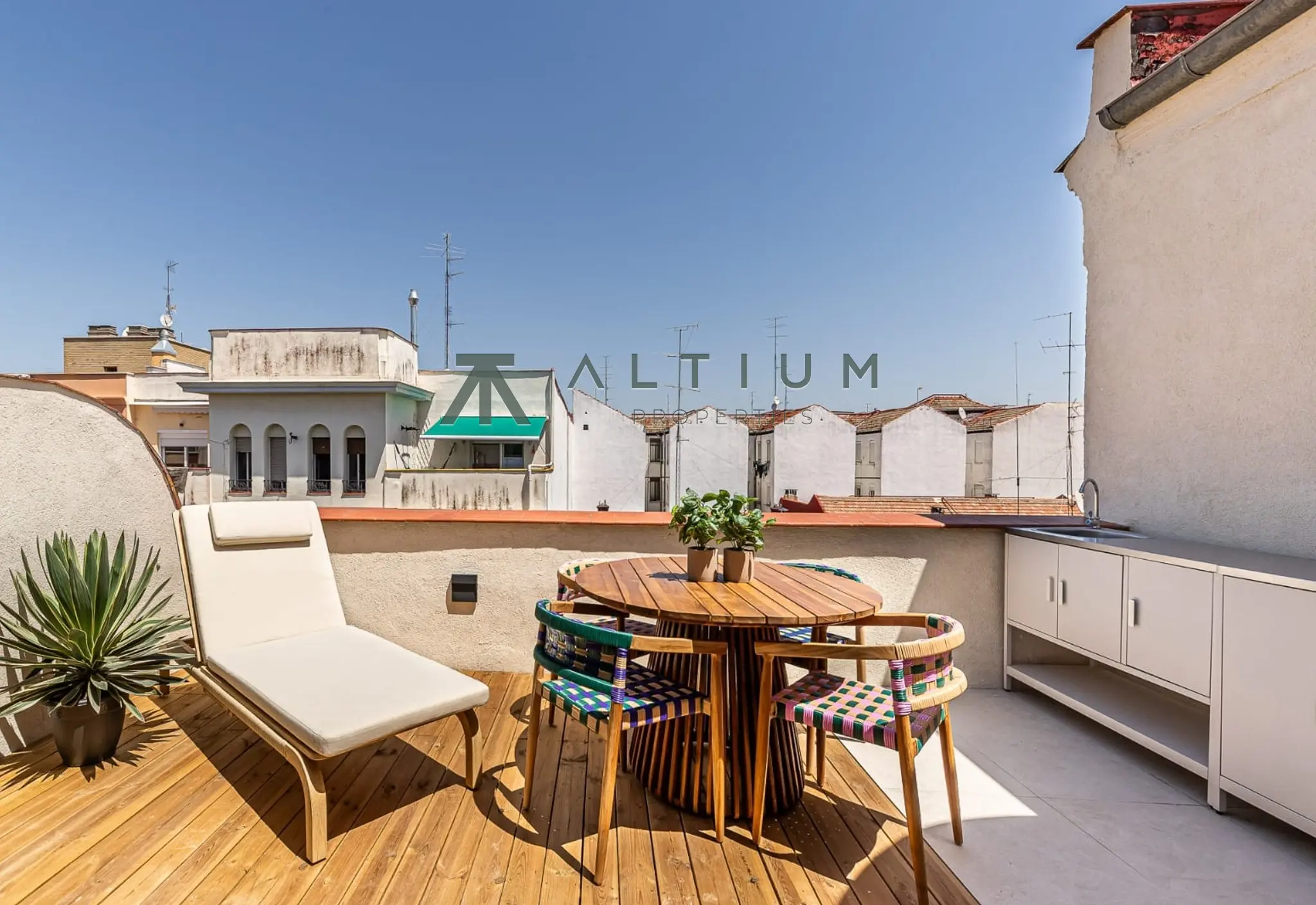 Ático con terraza privada en Chamberí
