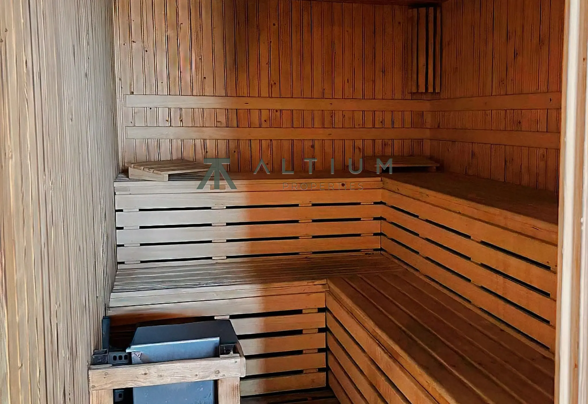 Dúplex con piscina y garaje en Goya