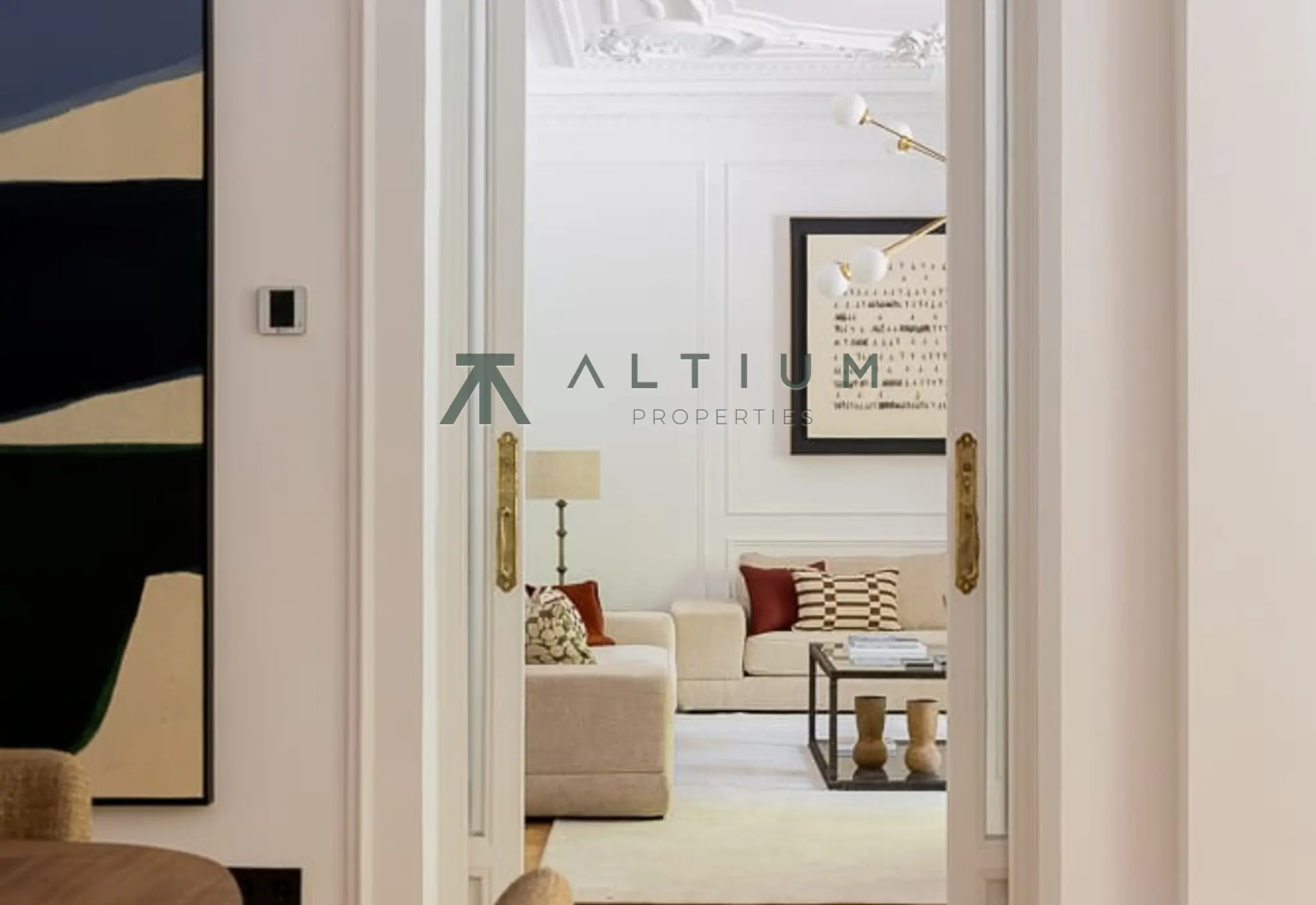 Cuatro suites y una escala residencial excepcional en Recoletos