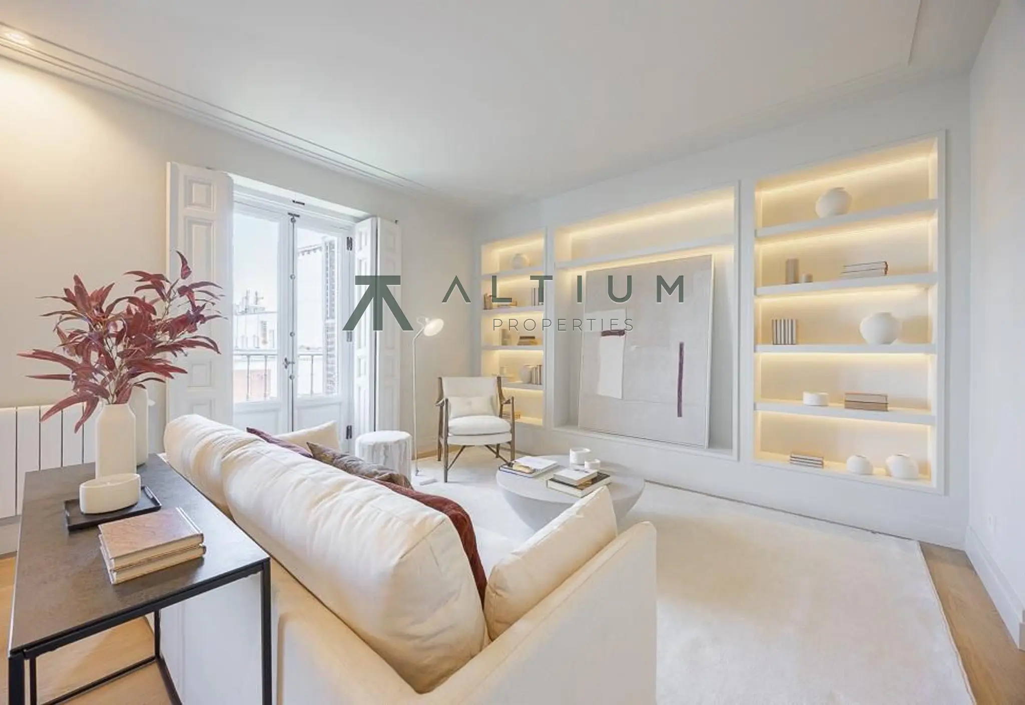 Piso de 2 dormitorios y 141 m2 en Centro - Justicia en venta — Balcones exteriores y luz natural en Justicia