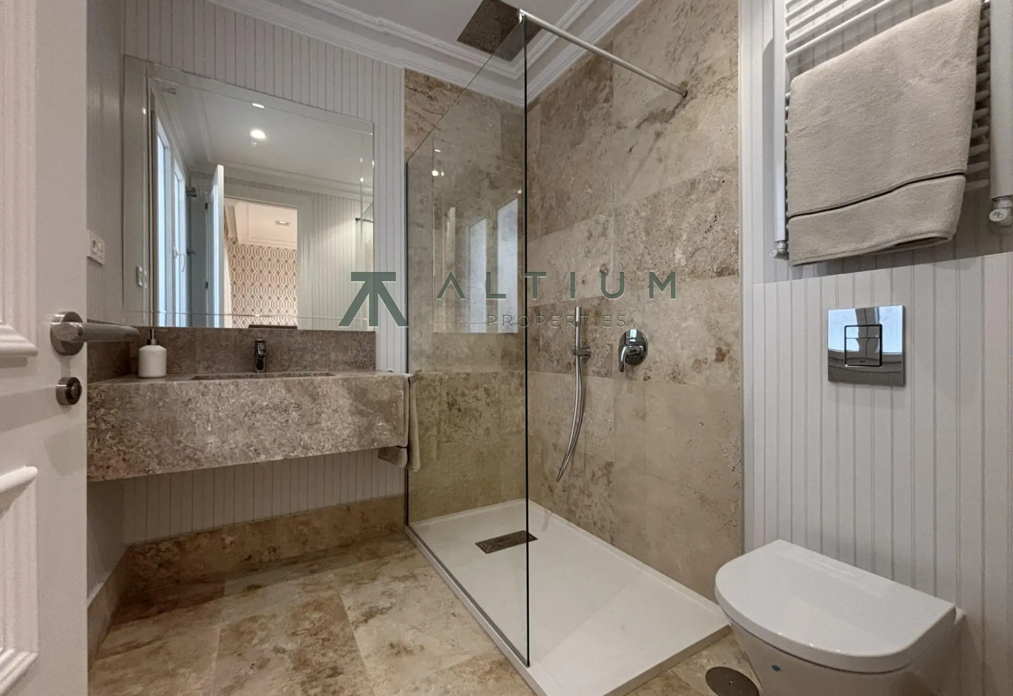 Once ventanas y cinco suites en una sexta planta de Goya