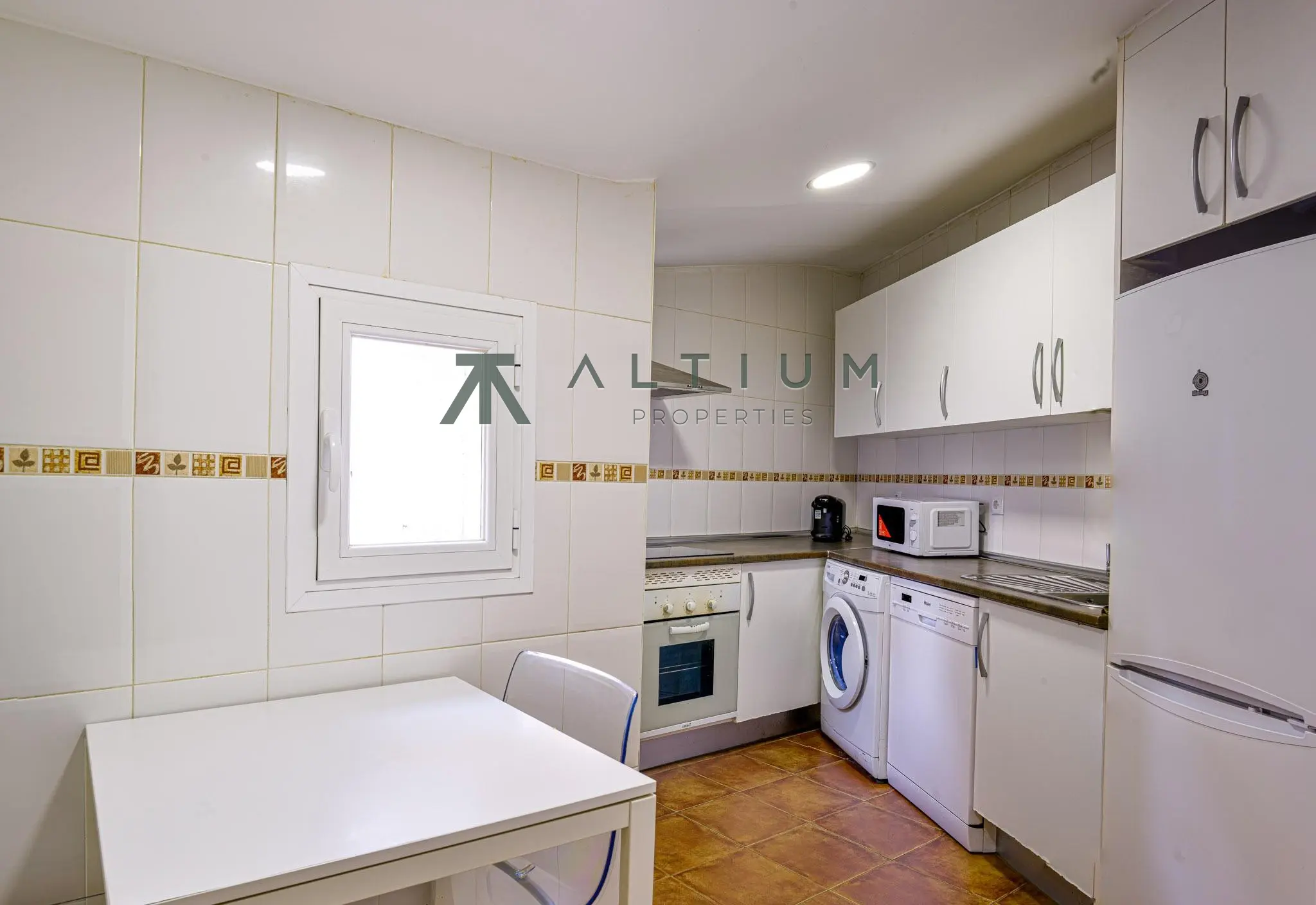 A fifth-floor home in 1880 Madrid