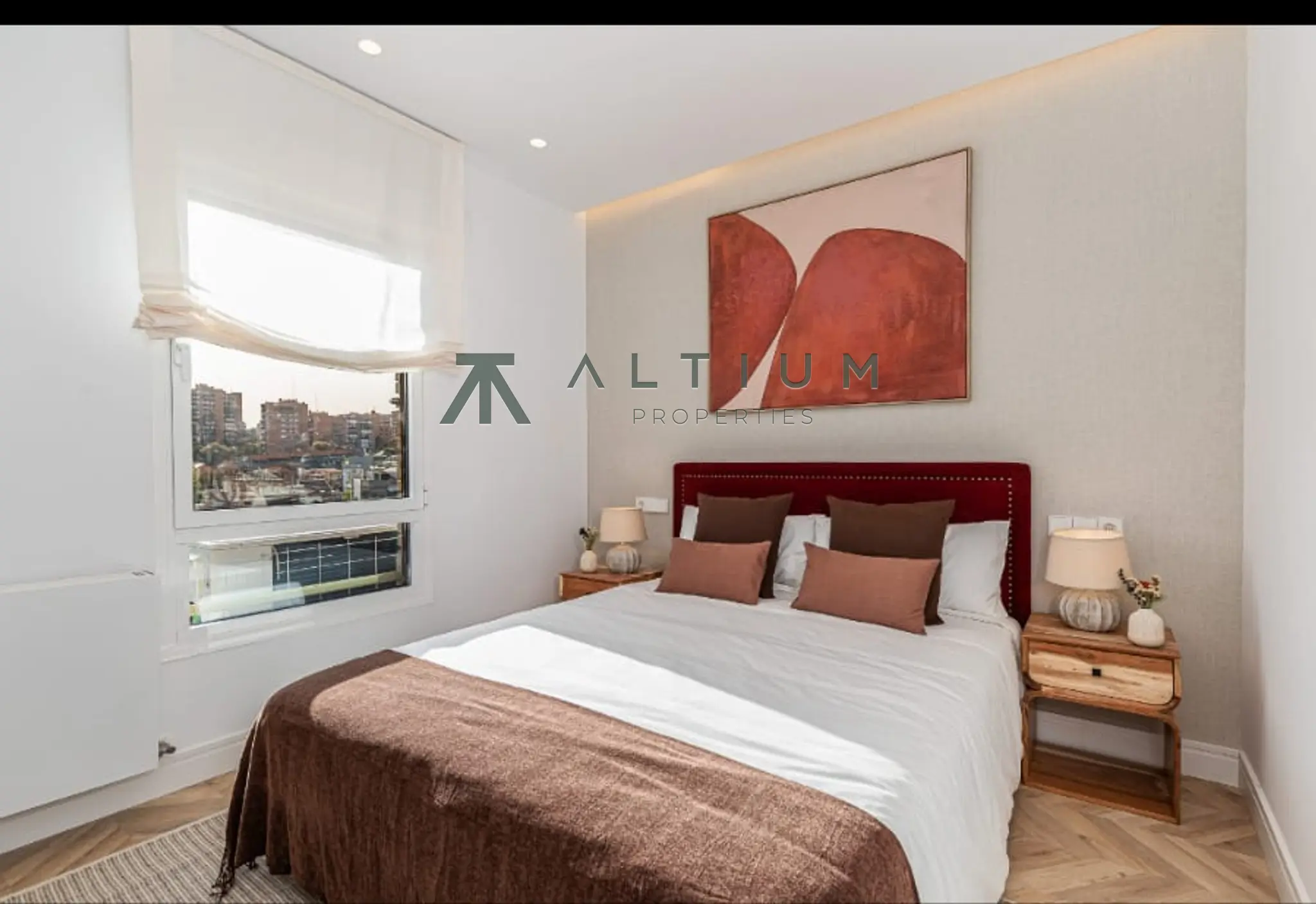 Terraza, jardines y calma residencial en Moncloa-Aravaca