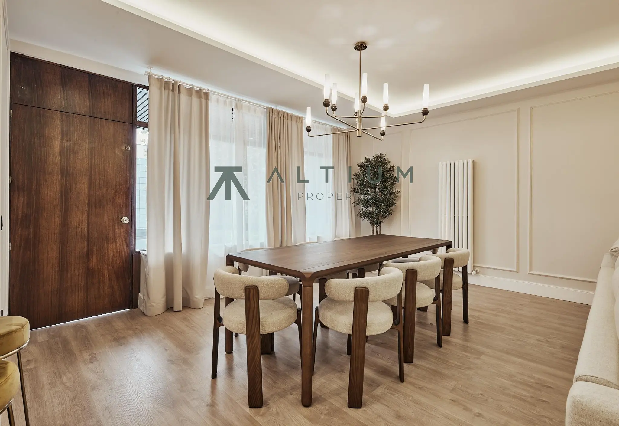 Three bedrooms and a terrace in Castellana