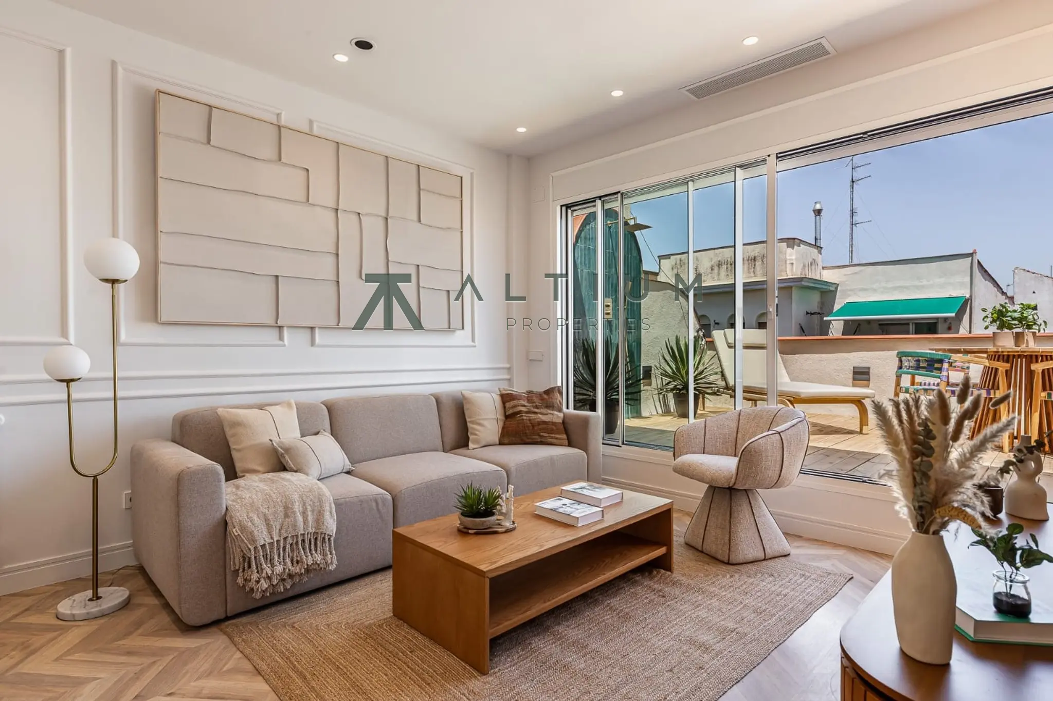 Ático con terraza privada en Chamberí