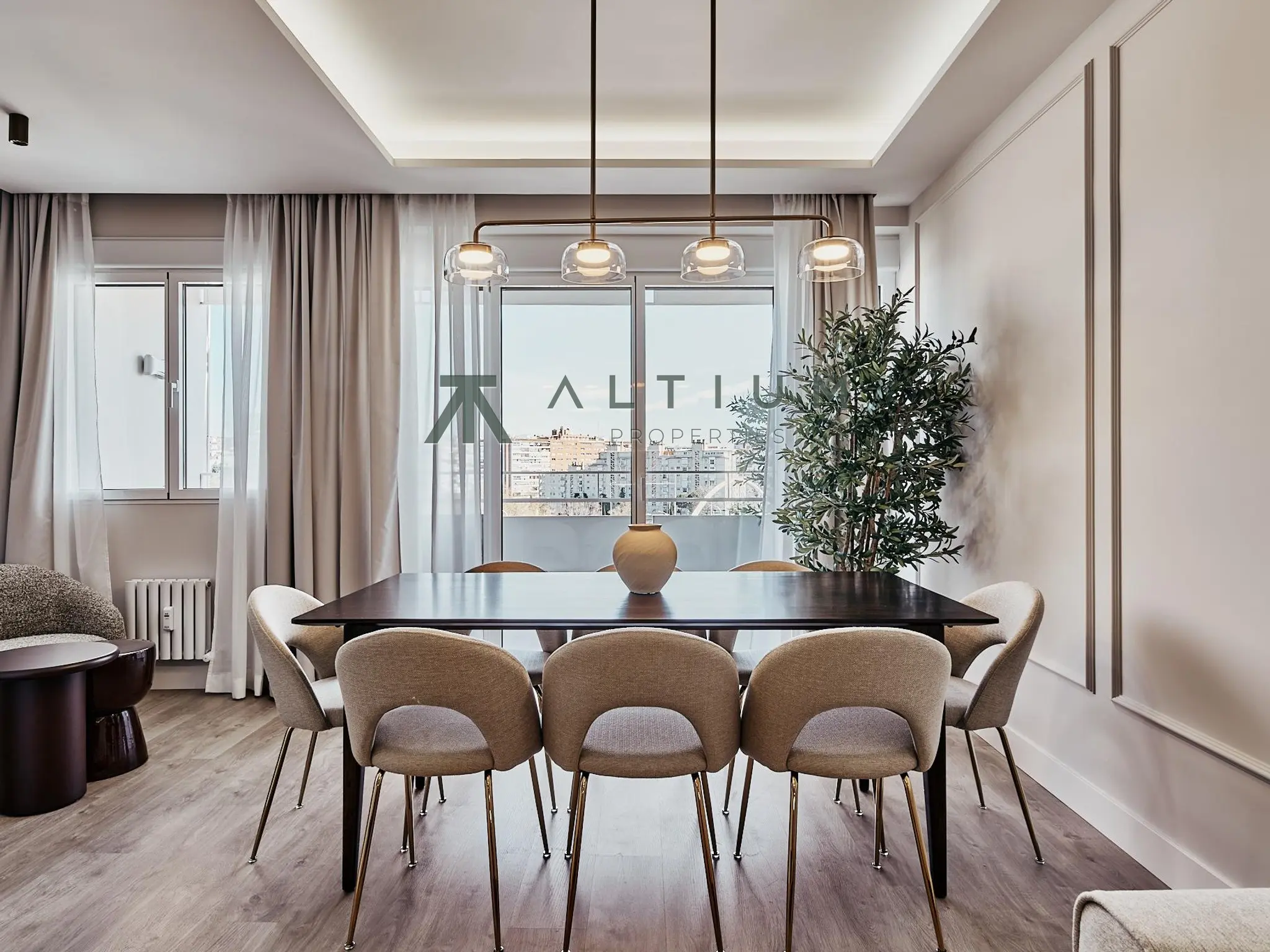 Piso en venta en Fuente del Berro — Quinta planta y luz natural en Fuente del Berro