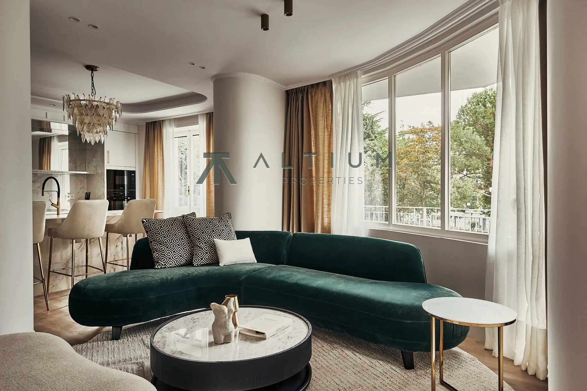 Piso de 5 dormitorios y 315 m2 en Chamartín - El Viso en venta — Gran tamaño, terraza y garaje en Castellana