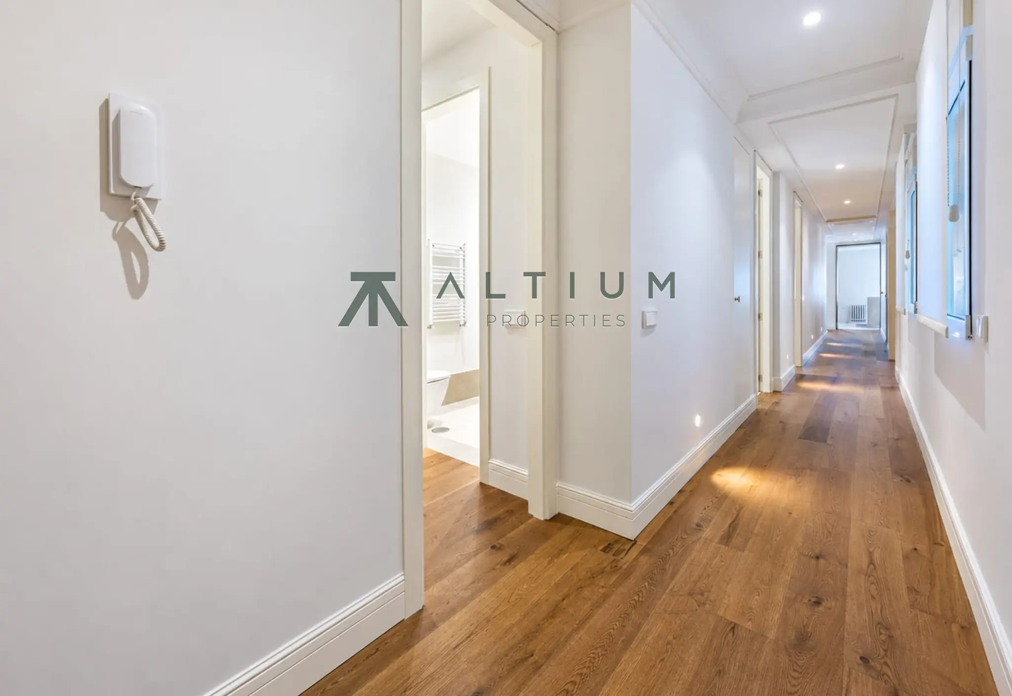 Una tercera planta exterior de amplias proporciones