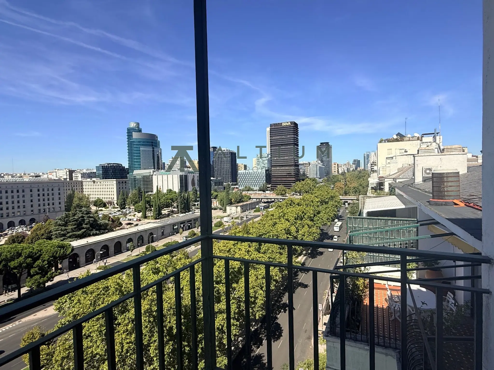 Una novena planta abierta a Castellana y al skyline de AZCA