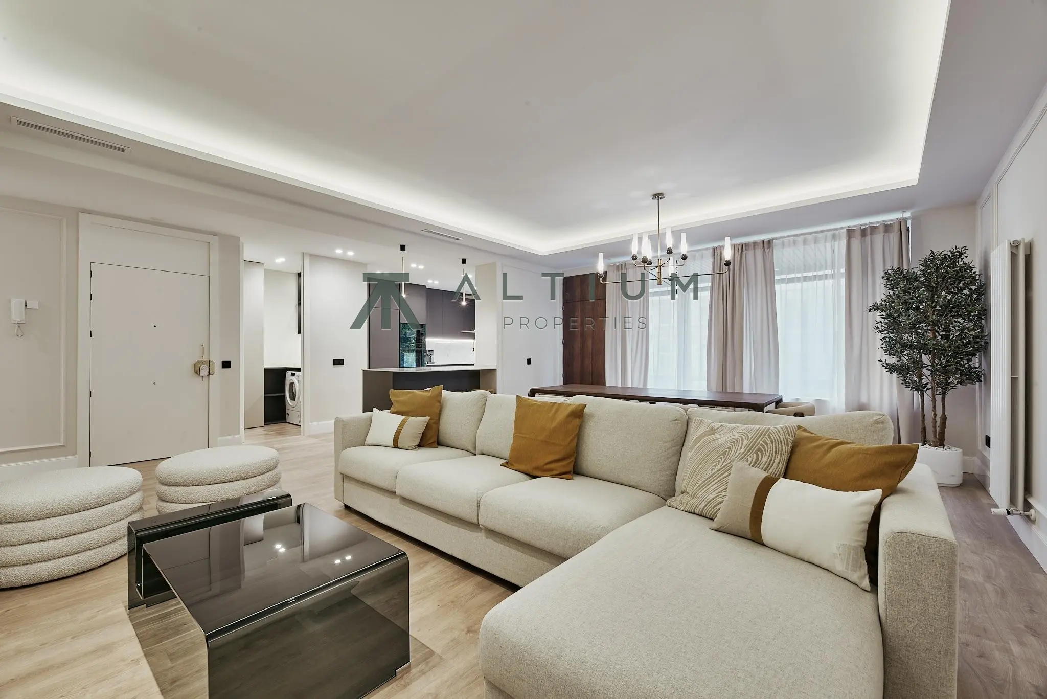 Three bedrooms and a terrace in Castellana