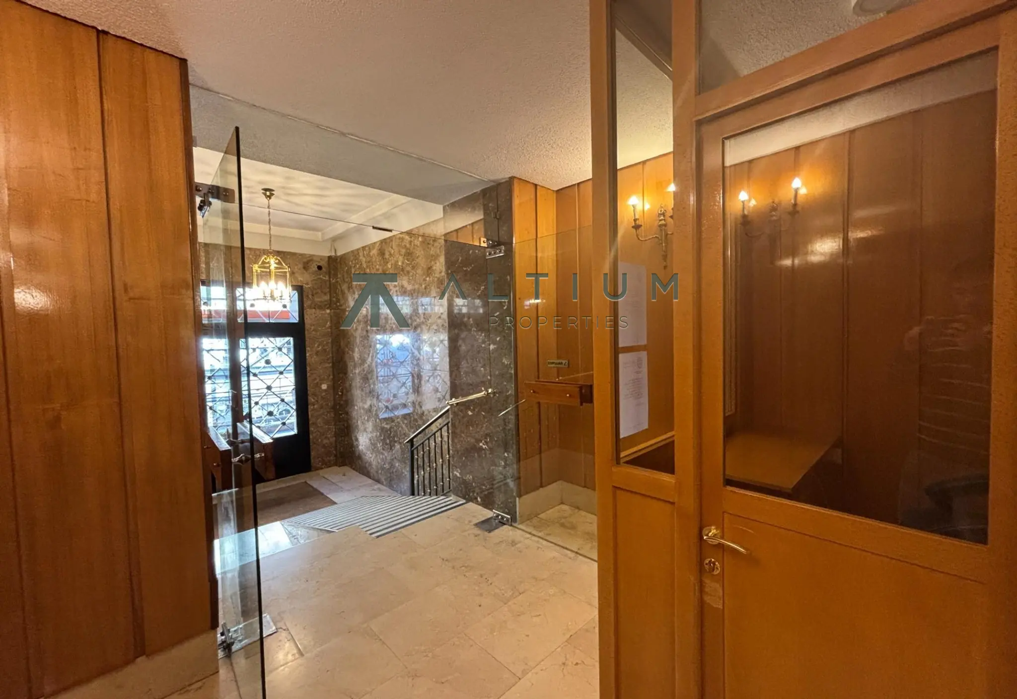Once ventanas y cinco suites en una sexta planta de Goya