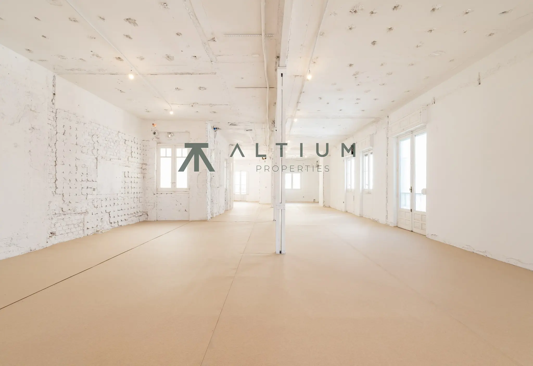 223 m² de arquitectura clásica para reinterpretar en Almagro