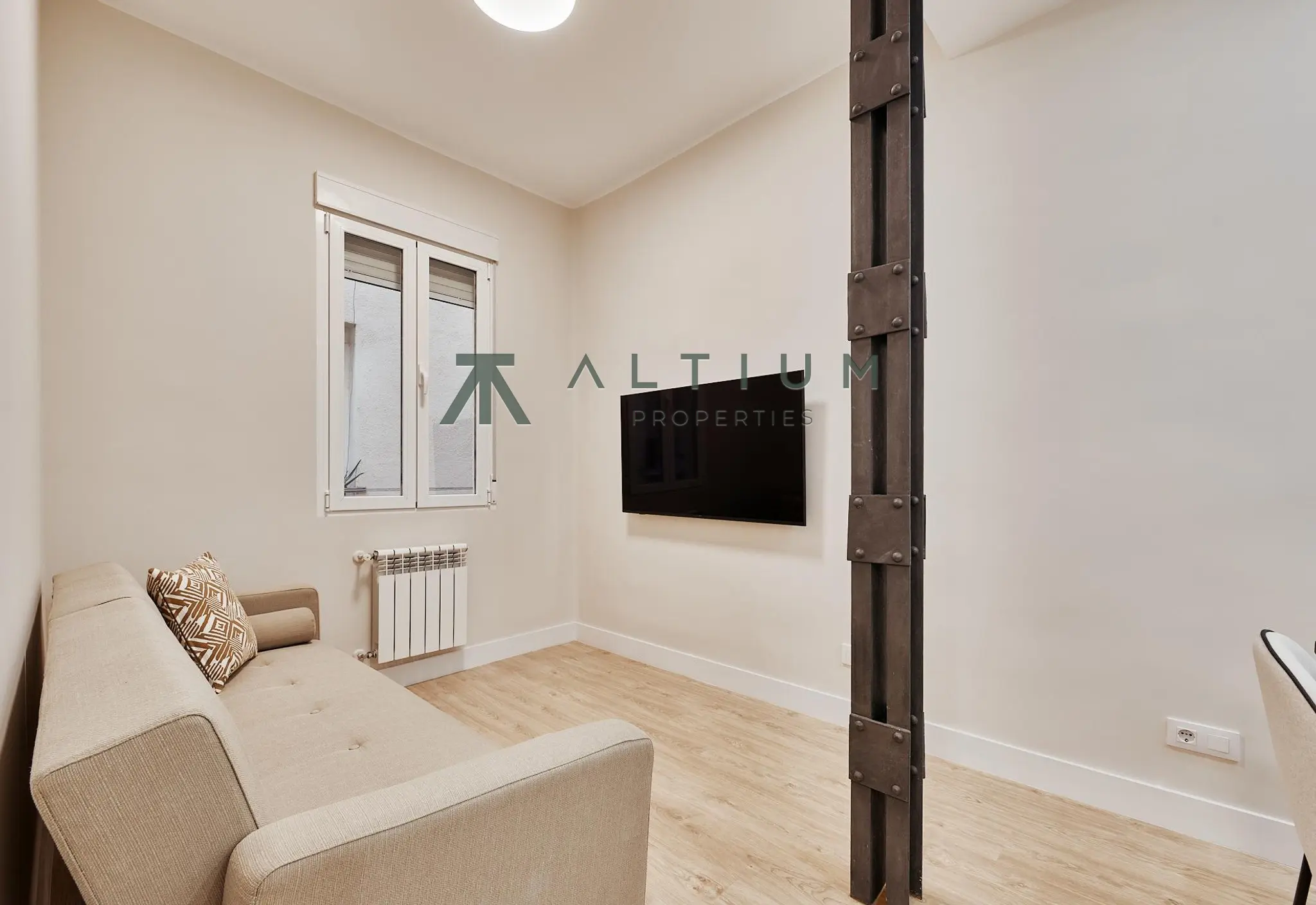 44 m² convertidos en una vivienda de dos dormitorios en Goya