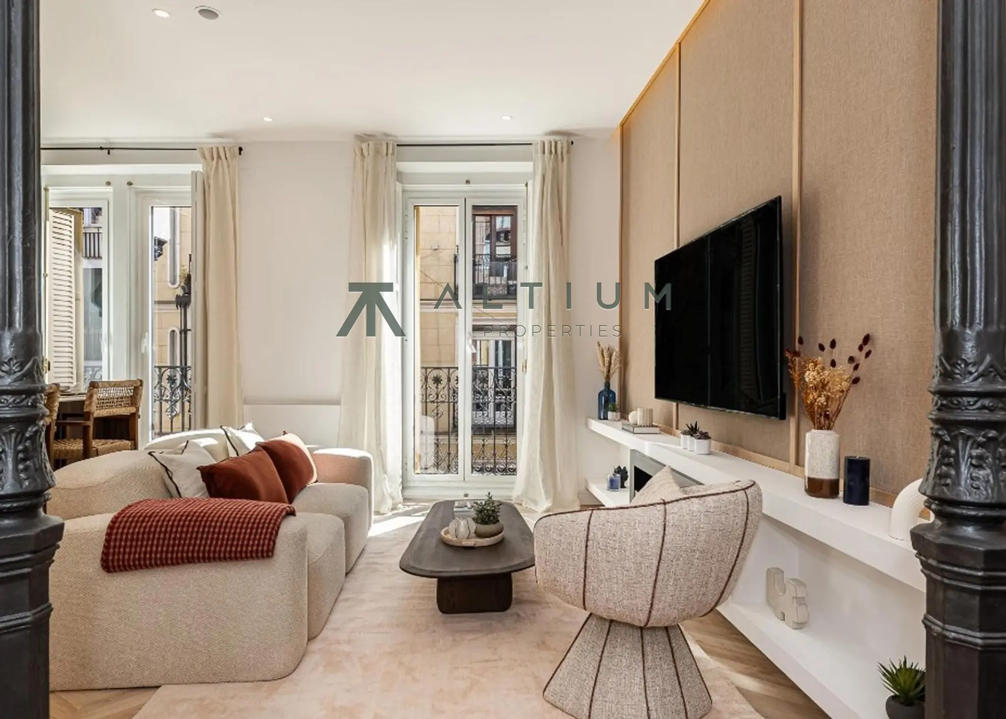 Piso de 3 dormitorios y 137 m2 en Centro - Justicia en venta — Energía creativa y luz natural en Justicia