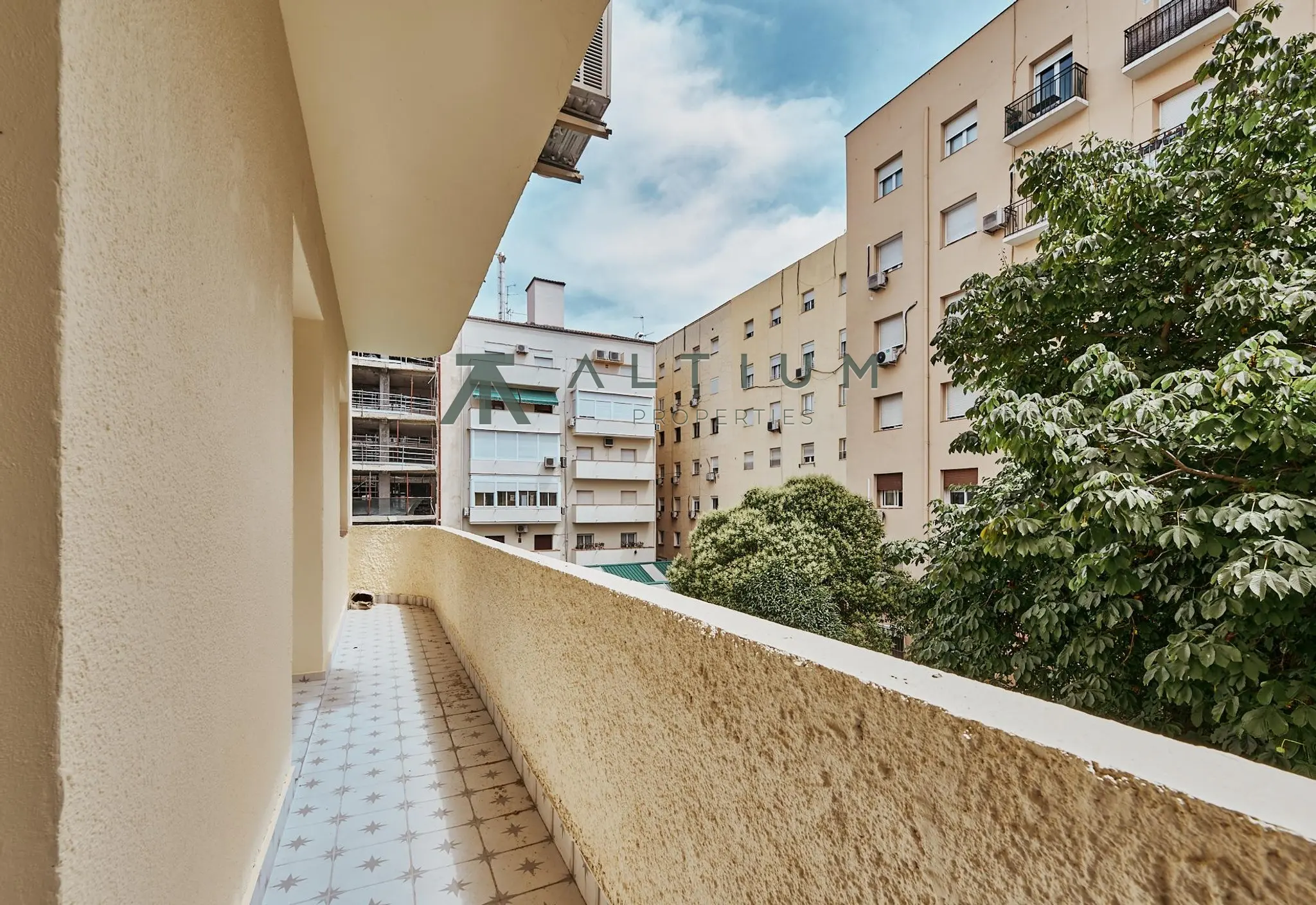 A third-floor home away from the noise