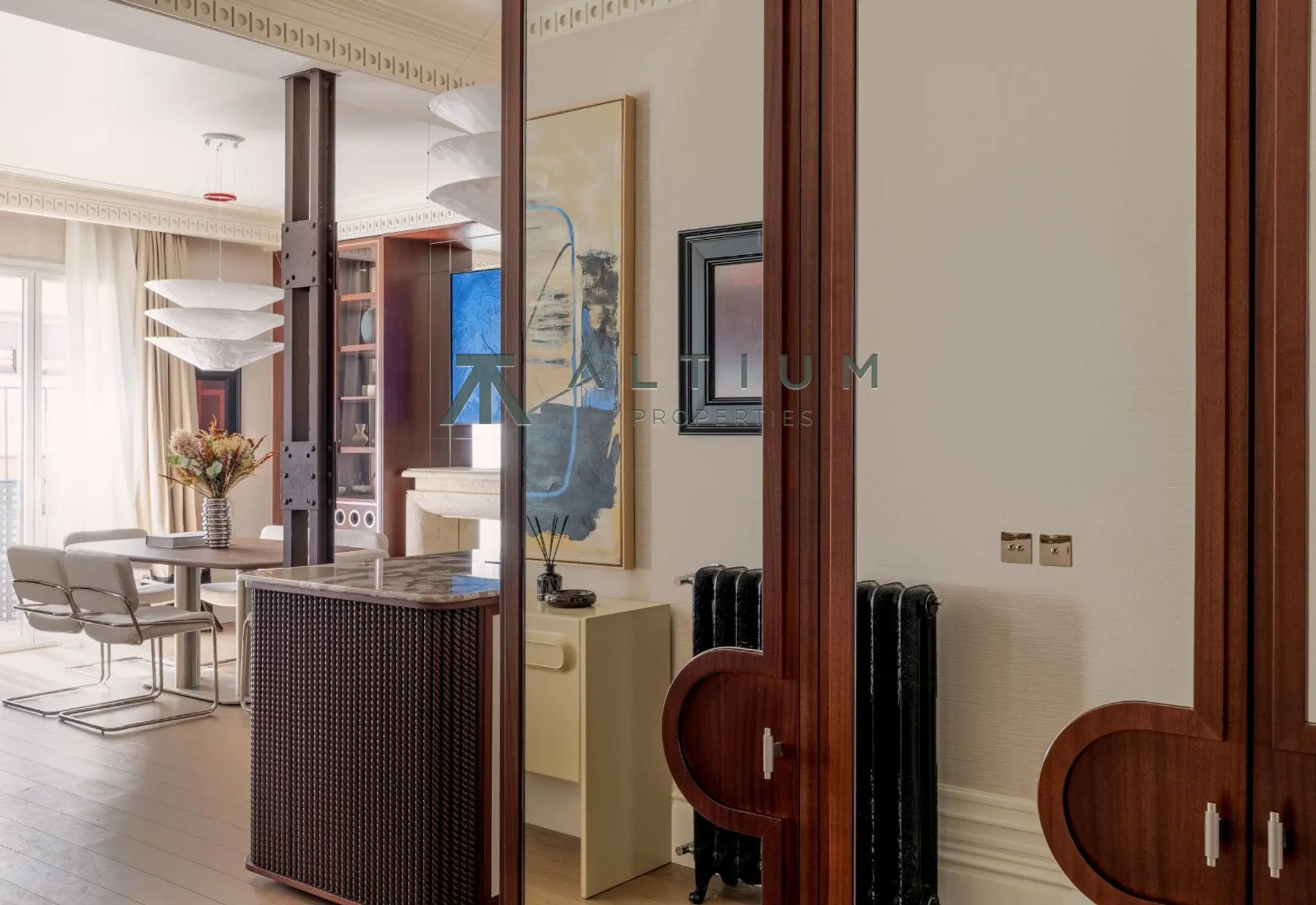 A bright seventh-floor home in Castellana