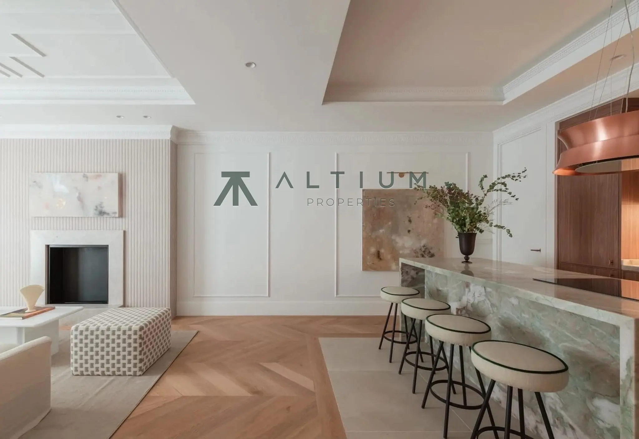 Una vivienda exterior de gran formato en finca señorial